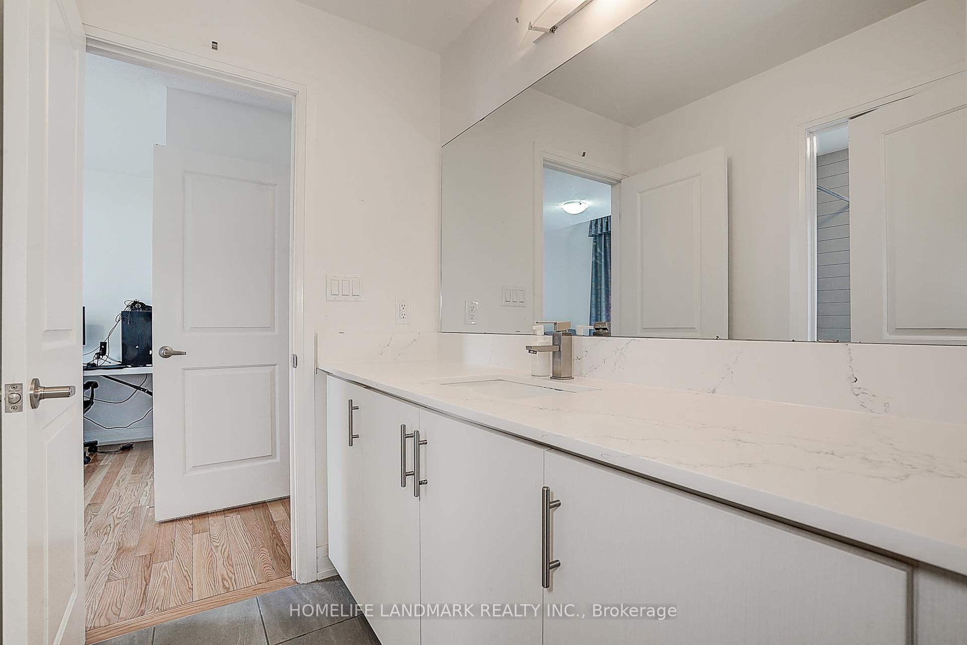 Photo 26 of 21 Hayeraft Street, Whitby, Rural Whitby — HOMEH