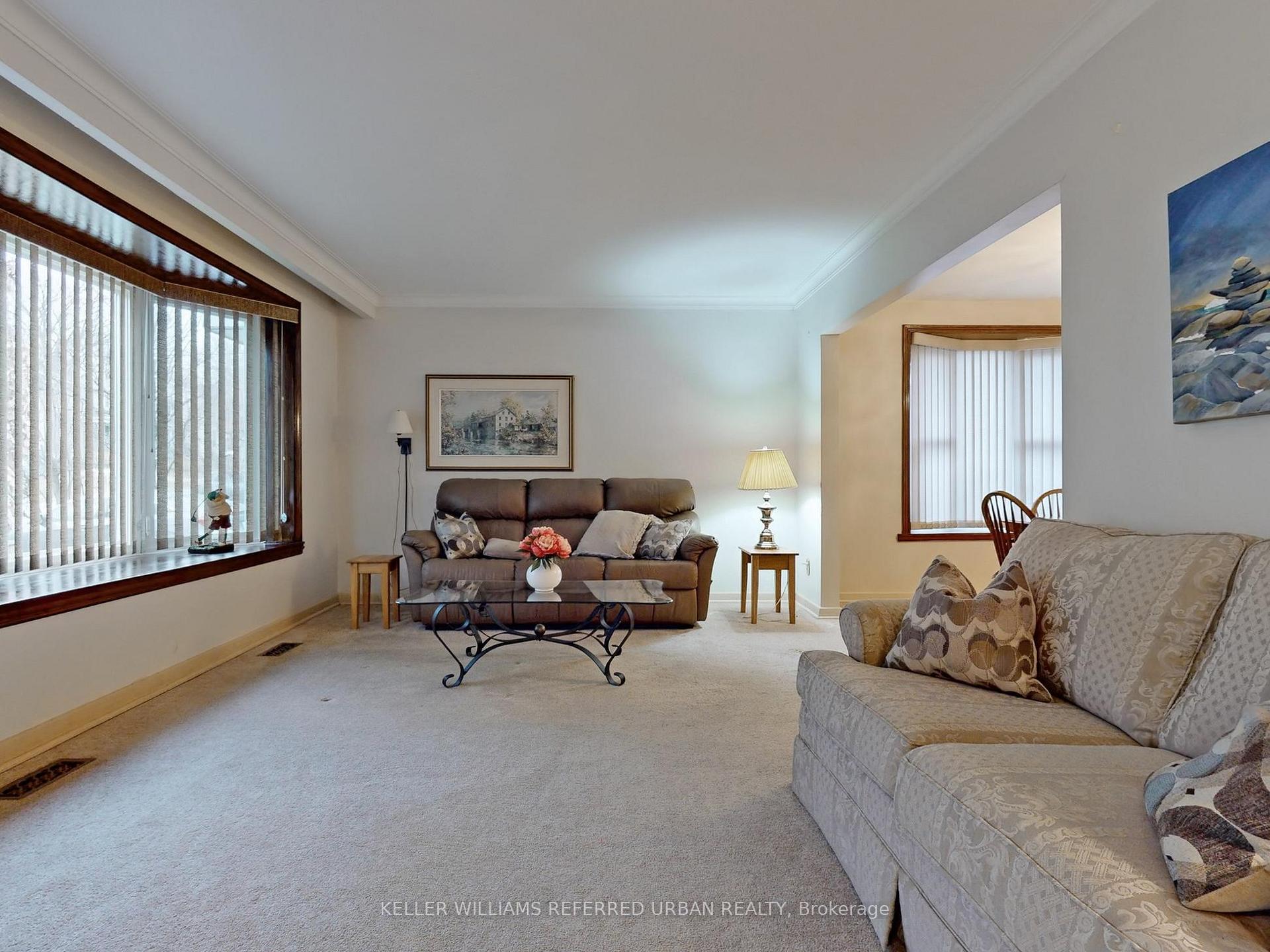 Photo 5 of 94 Meadowview Avenue, Markham, Grandview — HOMEH