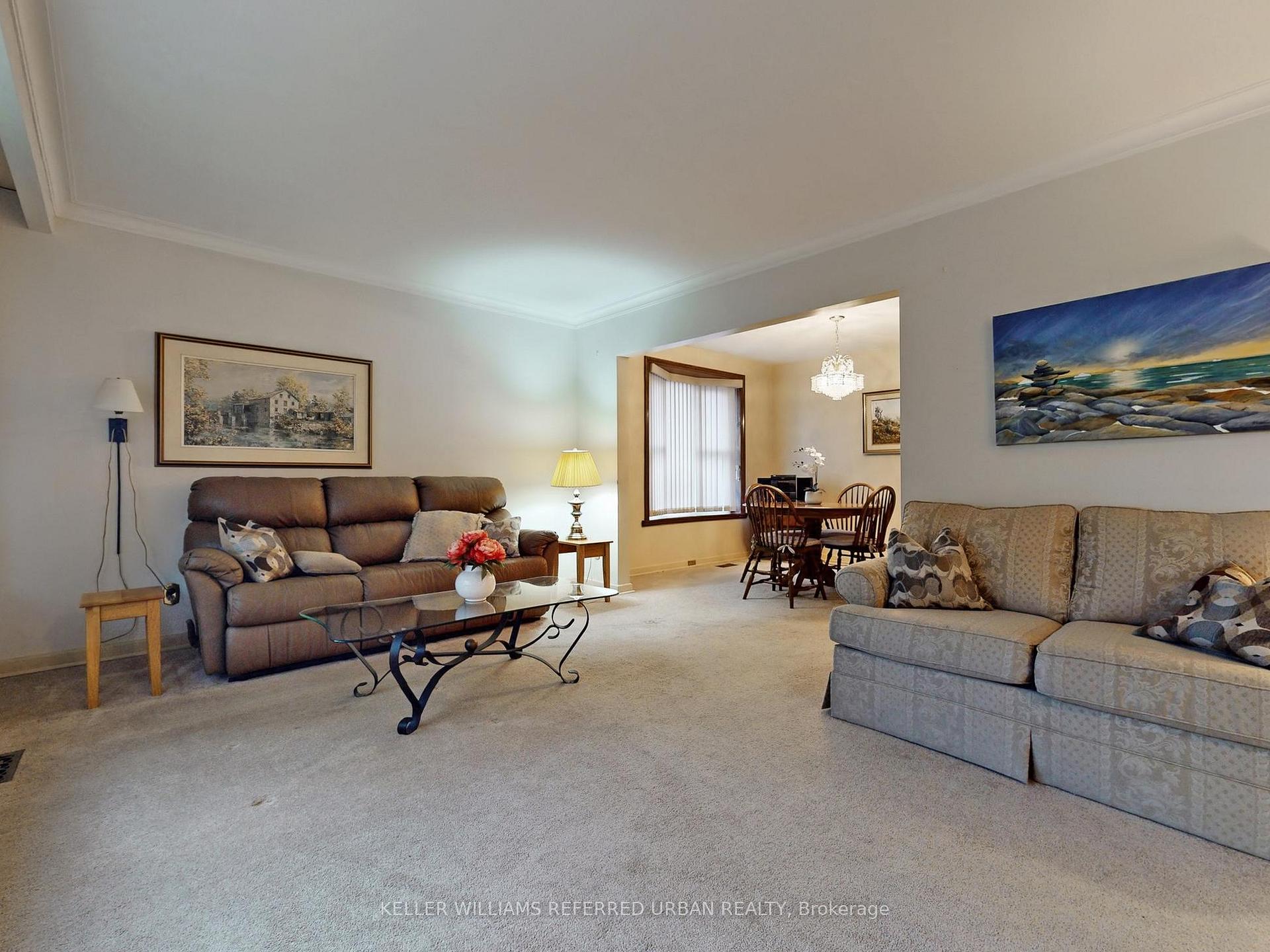 Photo 2 of 94 Meadowview Avenue, Markham, Grandview — HOMEH