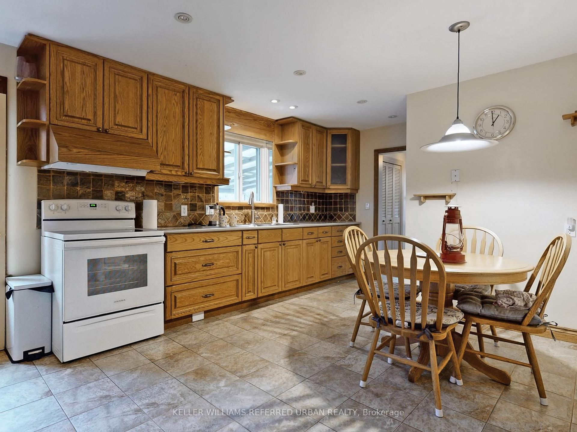 Photo 9 of 94 Meadowview Avenue, Markham, Grandview — HOMEH