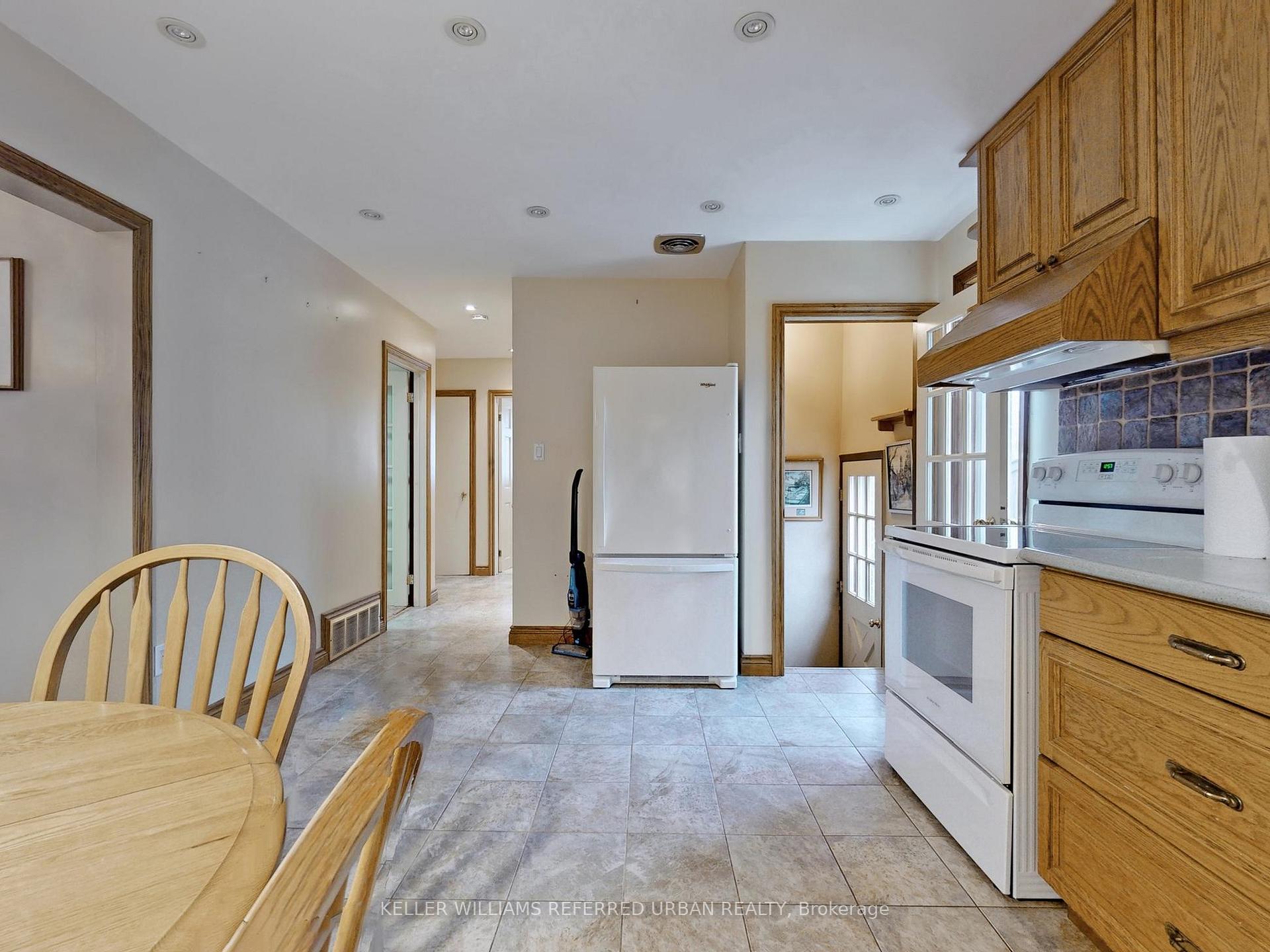 Photo 26 of 94 Meadowview Avenue, Markham, Grandview — HOMEH