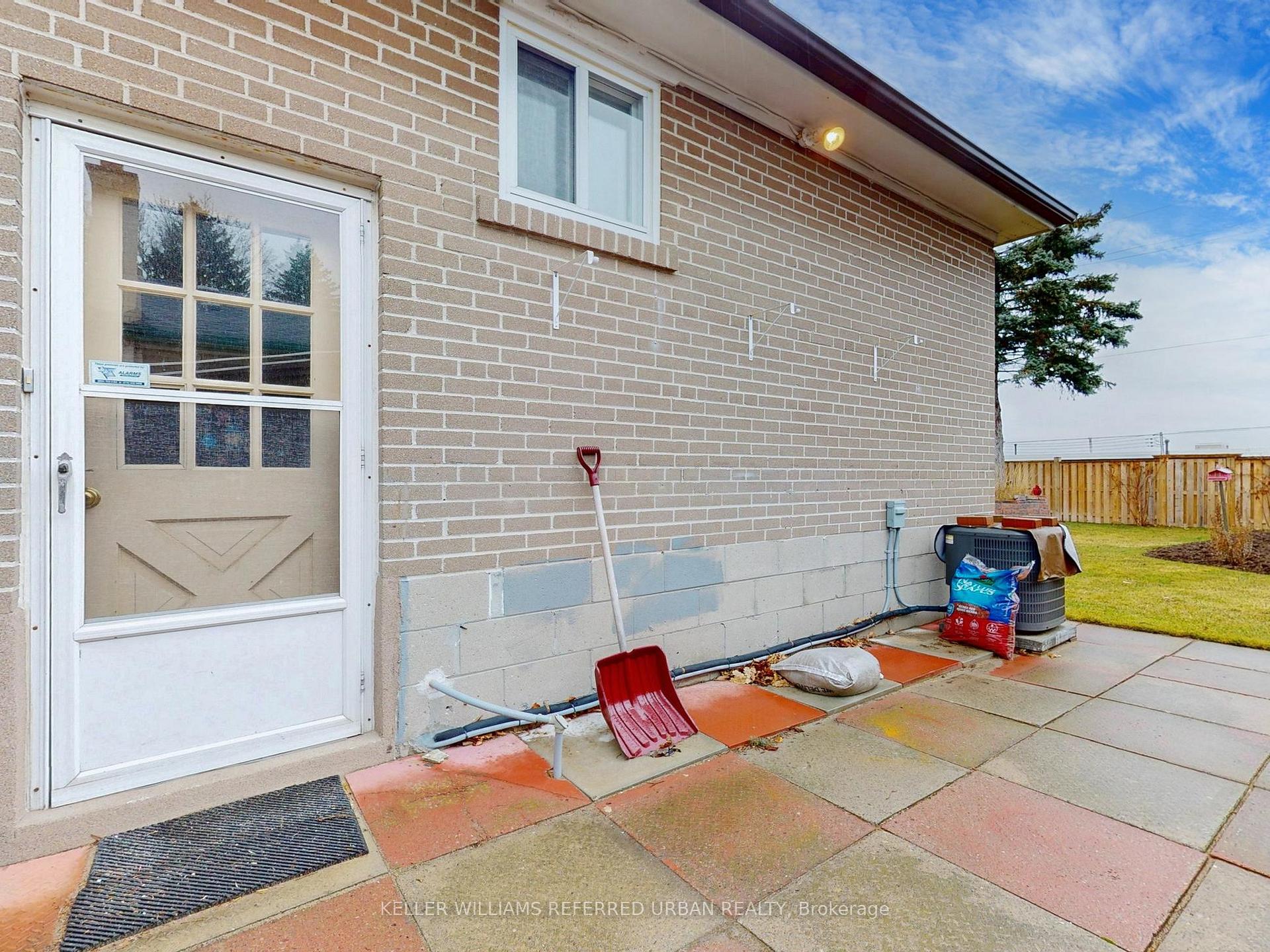 Photo 23 of 94 Meadowview Avenue, Markham, Grandview — HOMEH