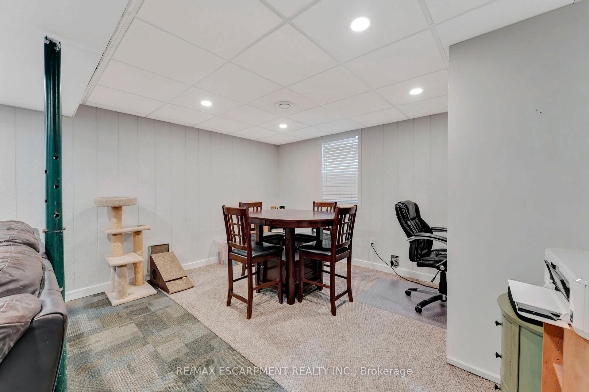 Photo 21 of 38 Celtic Drive, Haldimand — HOMEH