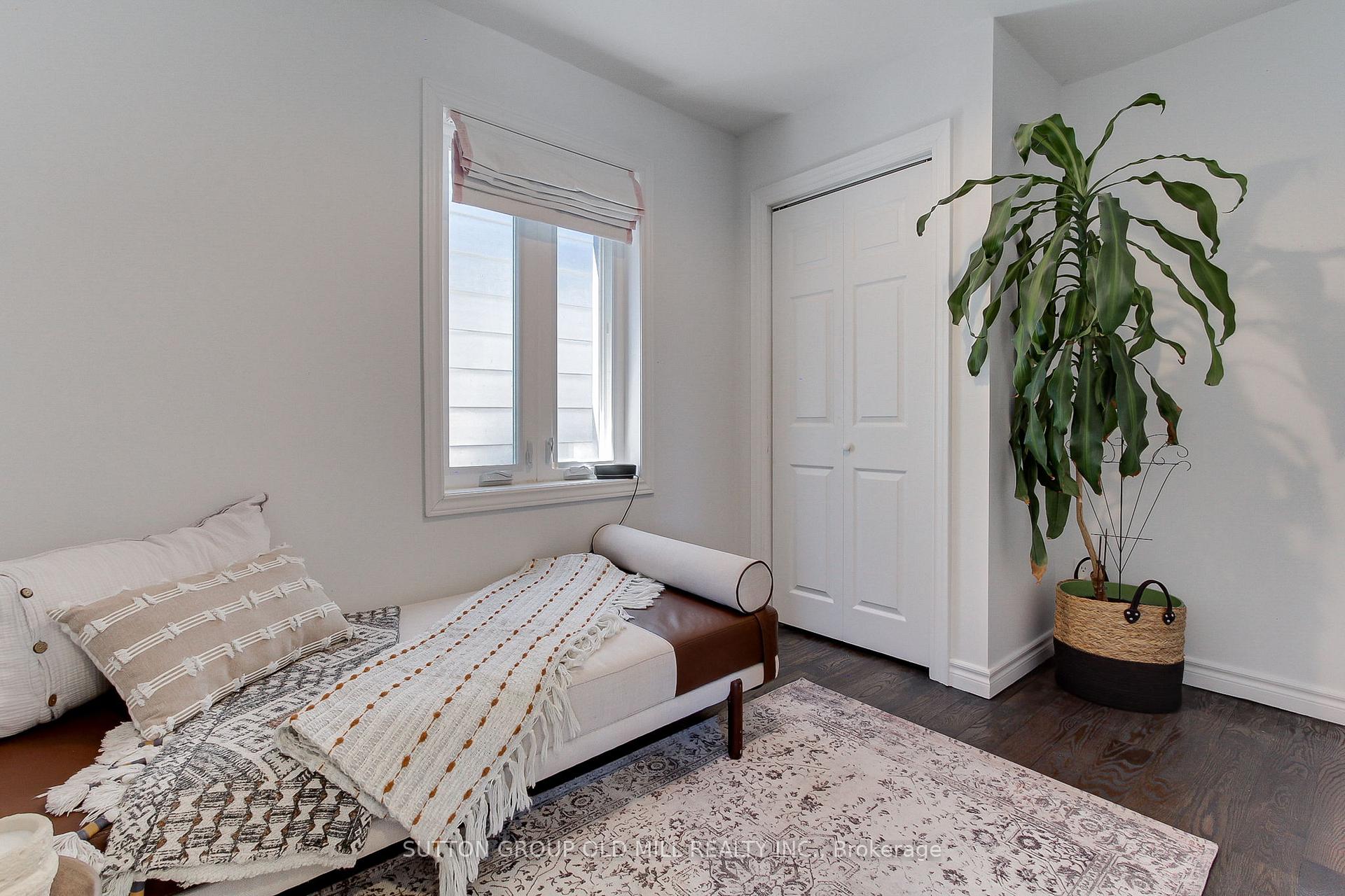 Photo 24 of 25 Savoy Avenue, Toronto, Woodbine-Lumsden — HOMEH