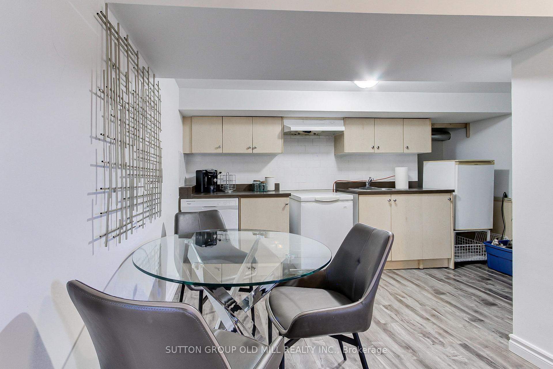 Photo 30 of 25 Savoy Avenue, Toronto, Woodbine-Lumsden — HOMEH