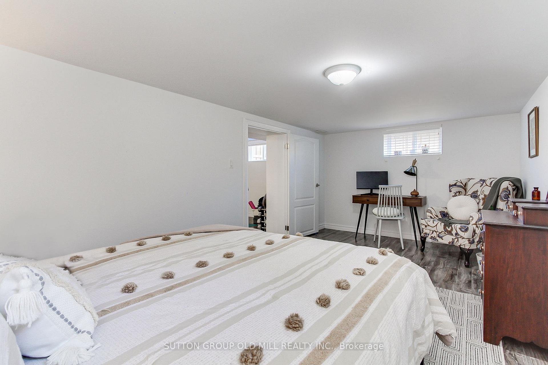 Photo 27 of 25 Savoy Avenue, Toronto, Woodbine-Lumsden — HOMEH