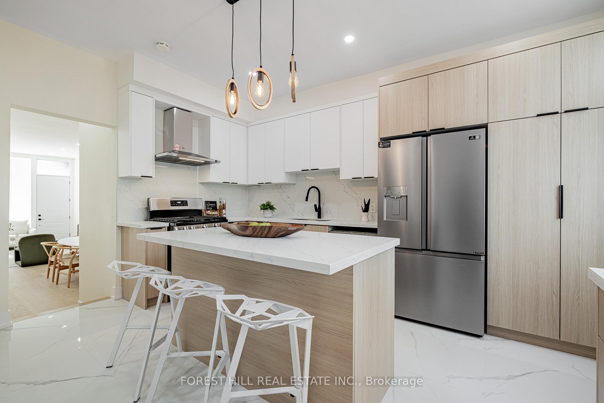Photo 14 of 557 Logan Avenue, Toronto, North Riverdale — HOMEH