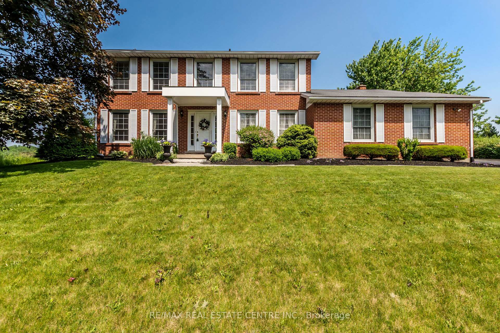 Front of 2151 1 Side Road