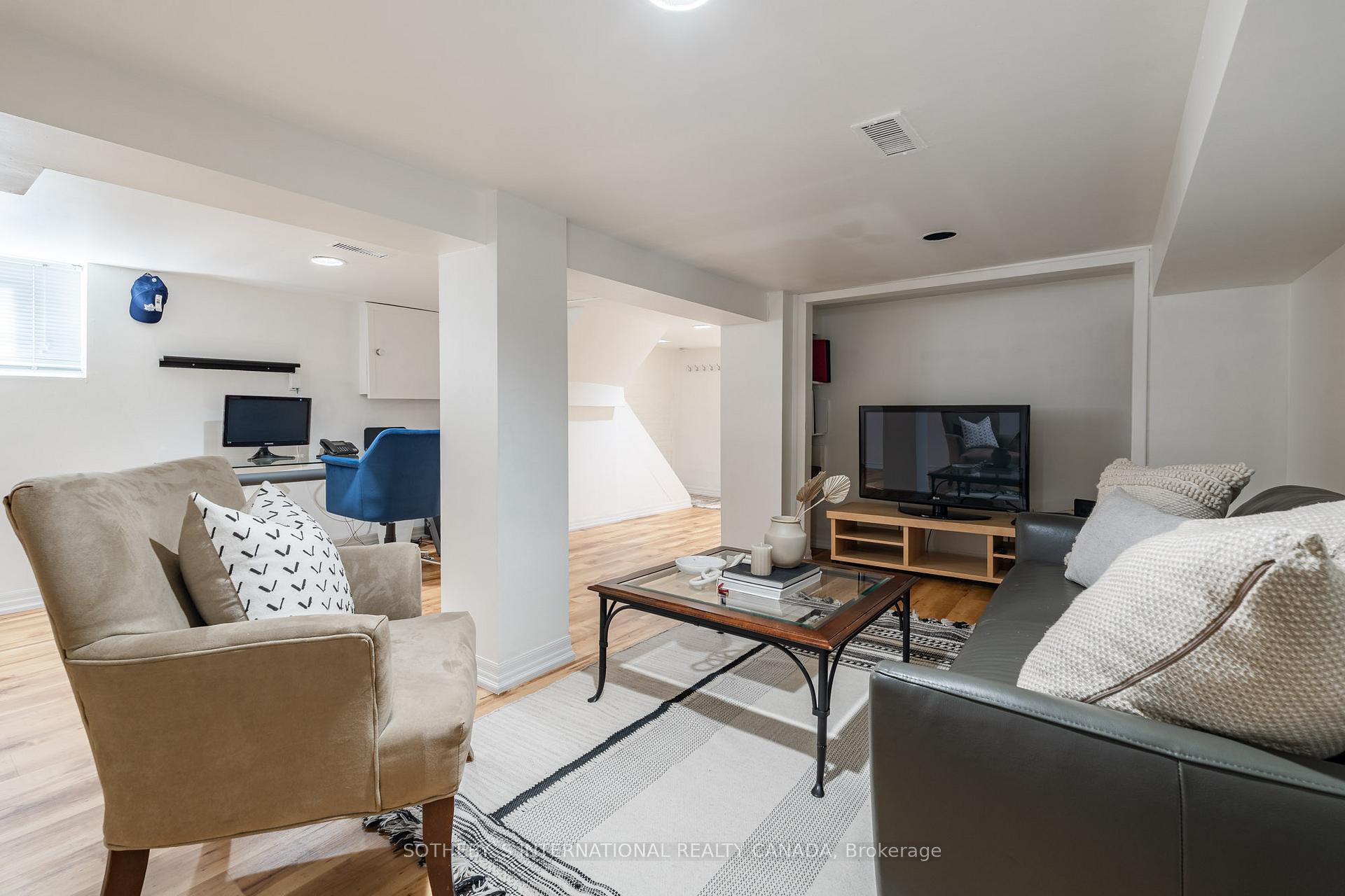 Photo 17 of 349 Milverton Boulevard, Toronto, Danforth — HOMEH
