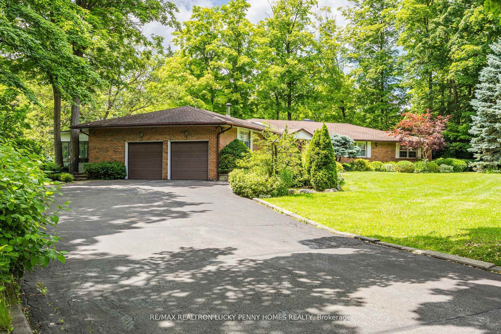 Photo 5 of 3 Ahorn Grove, Markham, Devil's Elbow — HOMEH