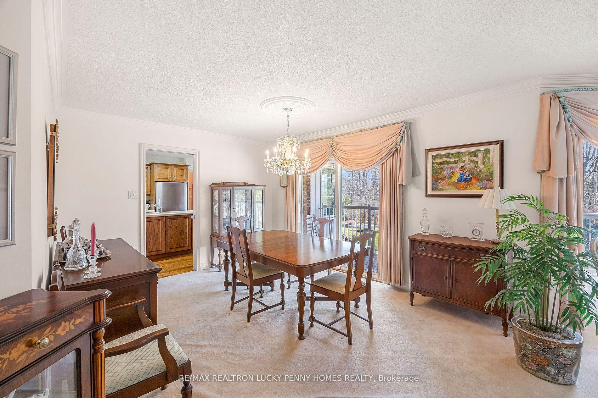 Photo 8 of 3 Ahorn Grove, Markham, Devil's Elbow — HOMEH