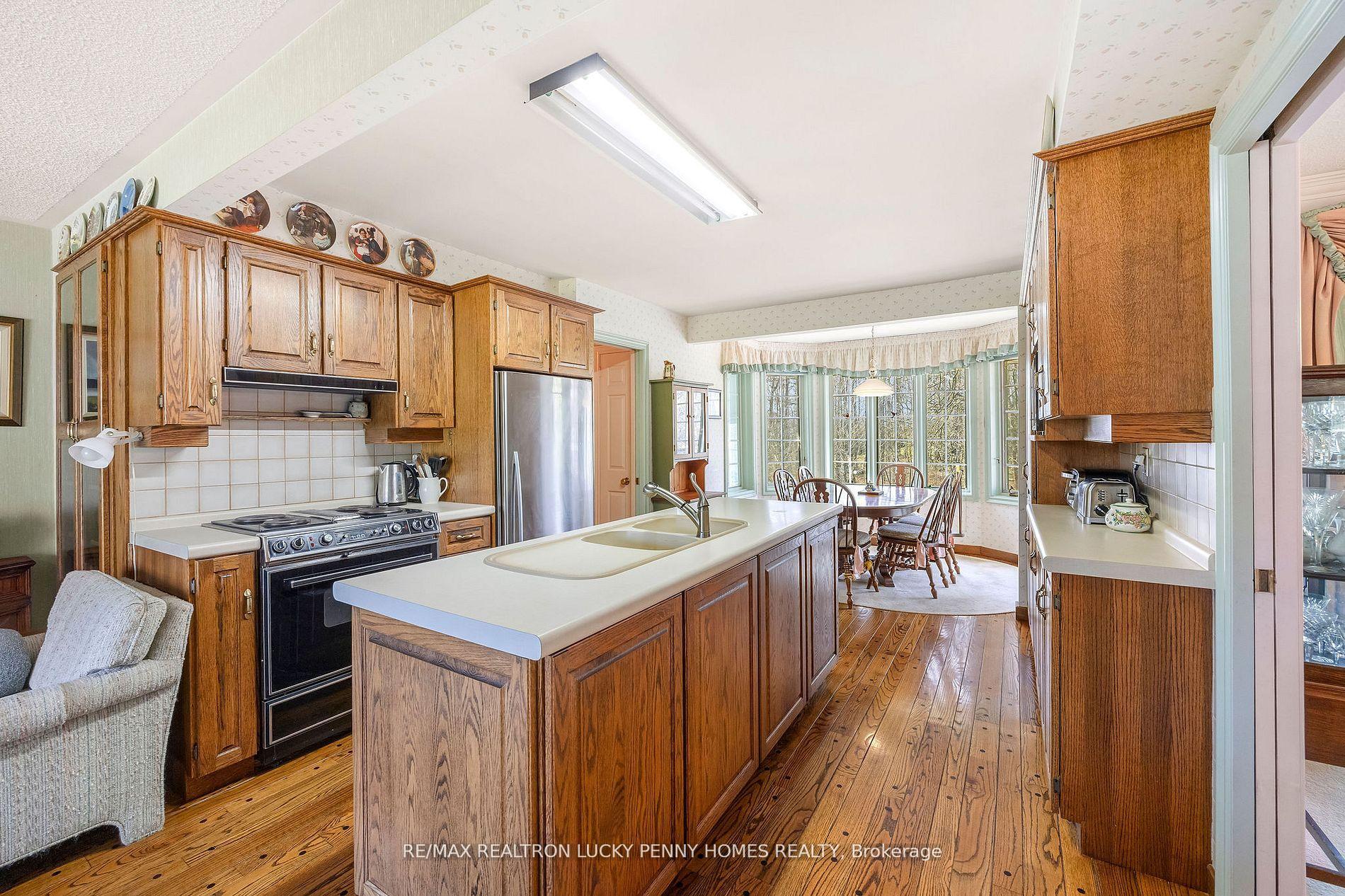 Photo 10 of 3 Ahorn Grove, Markham, Devil's Elbow — HOMEH