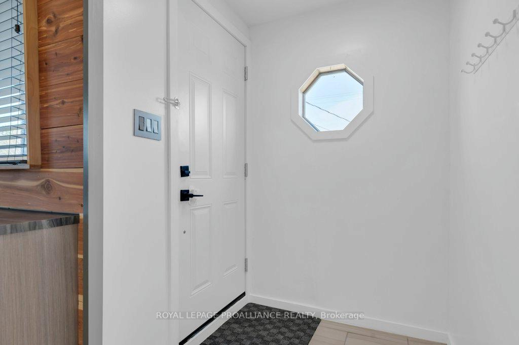 Photo 10 of 182 Henry Street, Stirling-Rawdon, Stirling Ward — HOMEH