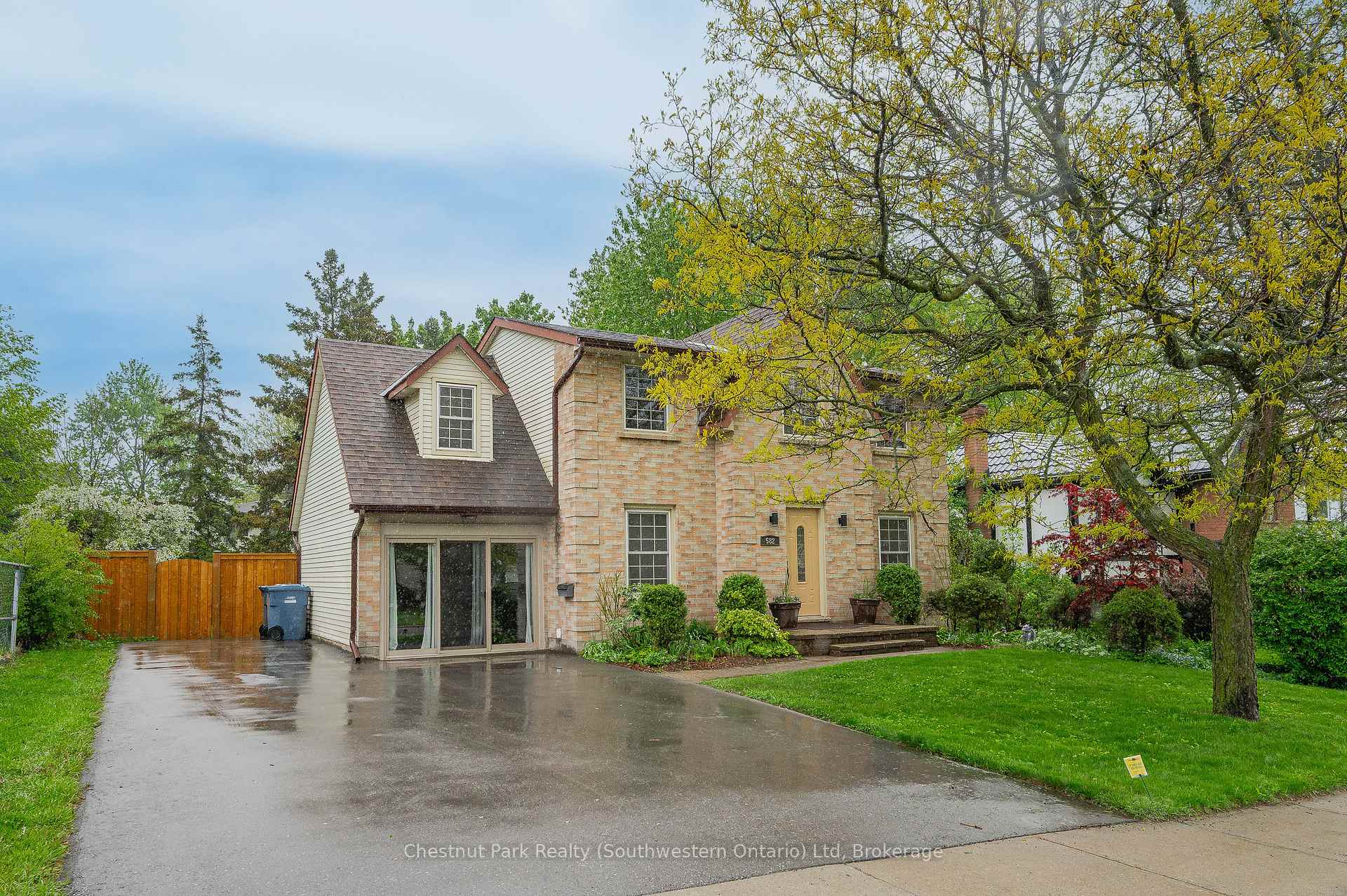 Photo 9 of 582 Kortright Road W, Guelph, Kortright West — HOMEH