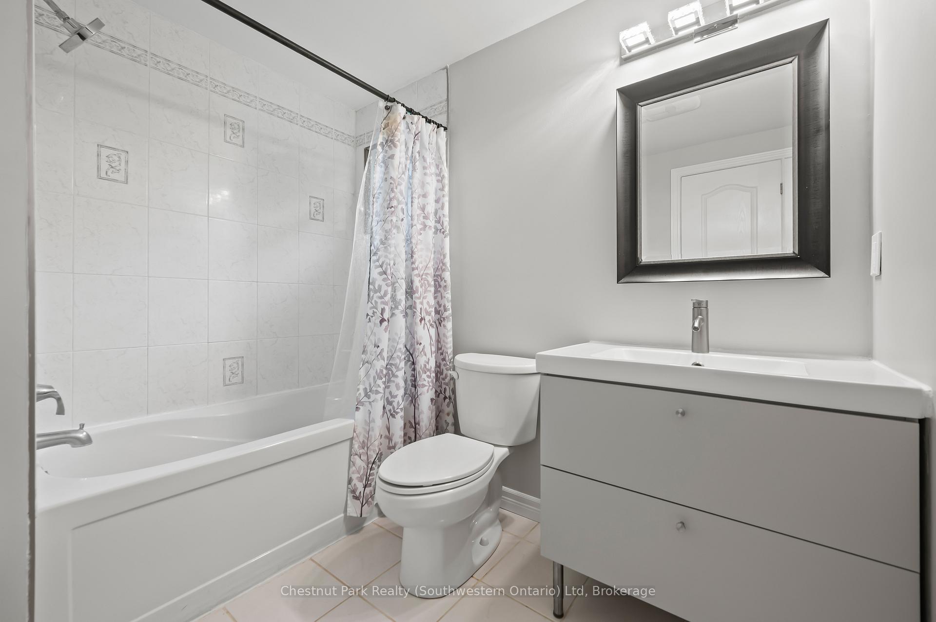 Photo 20 of 582 Kortright Road W, Guelph, Kortright West — HOMEH