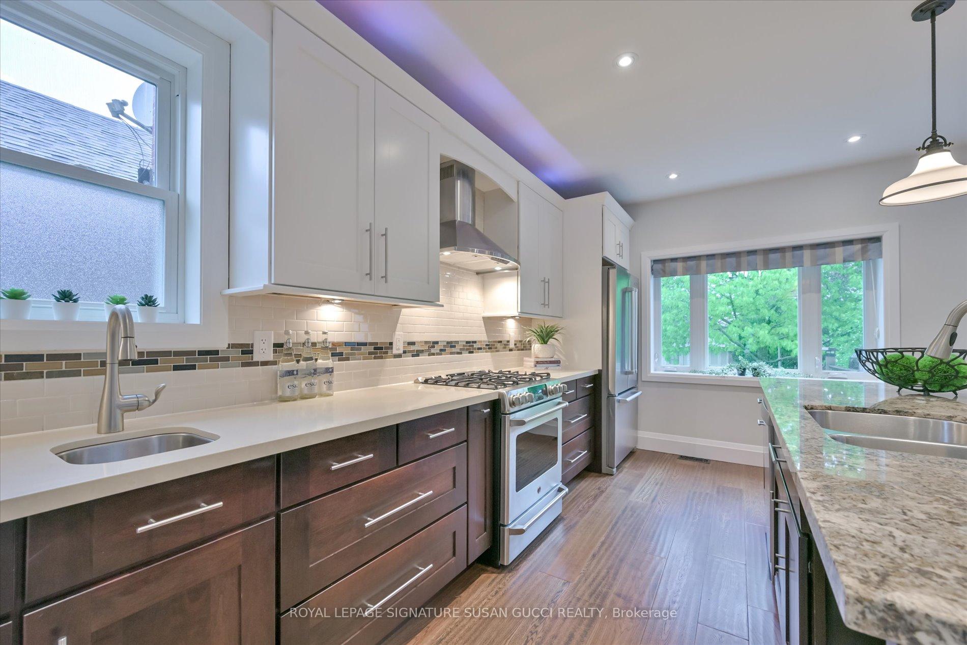 Photo 6 of 3 Athlone Road, Toronto, East York — HOMEH