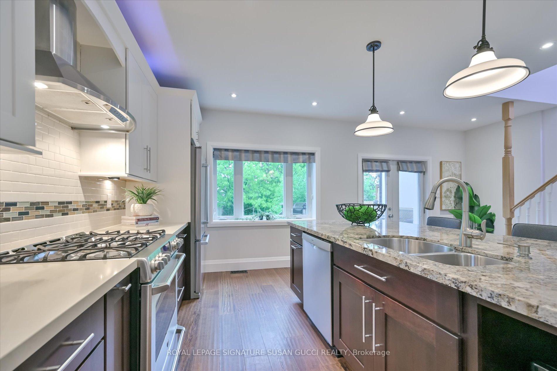 Photo 7 of 3 Athlone Road, Toronto, East York — HOMEH