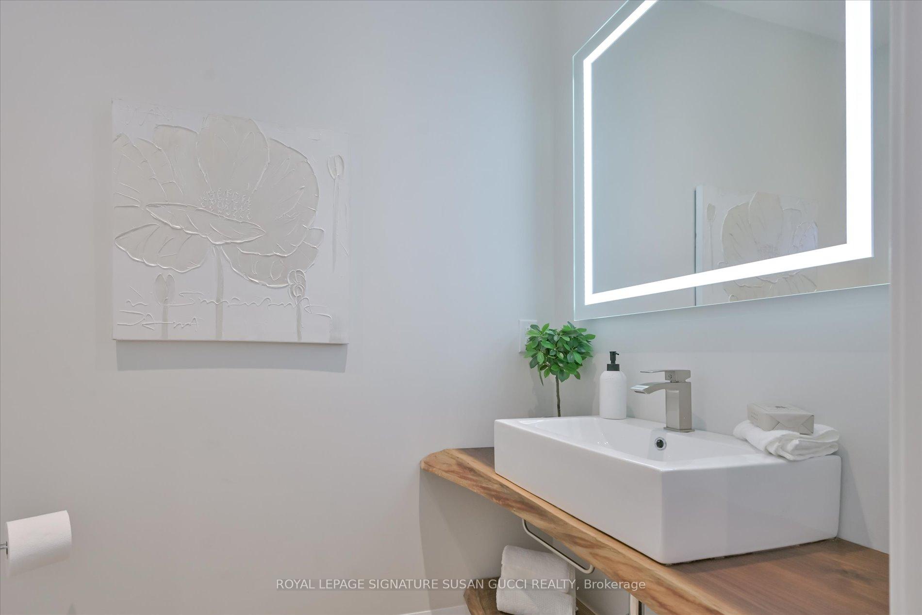 Photo 22 of 3 Athlone Road, Toronto, East York — HOMEH