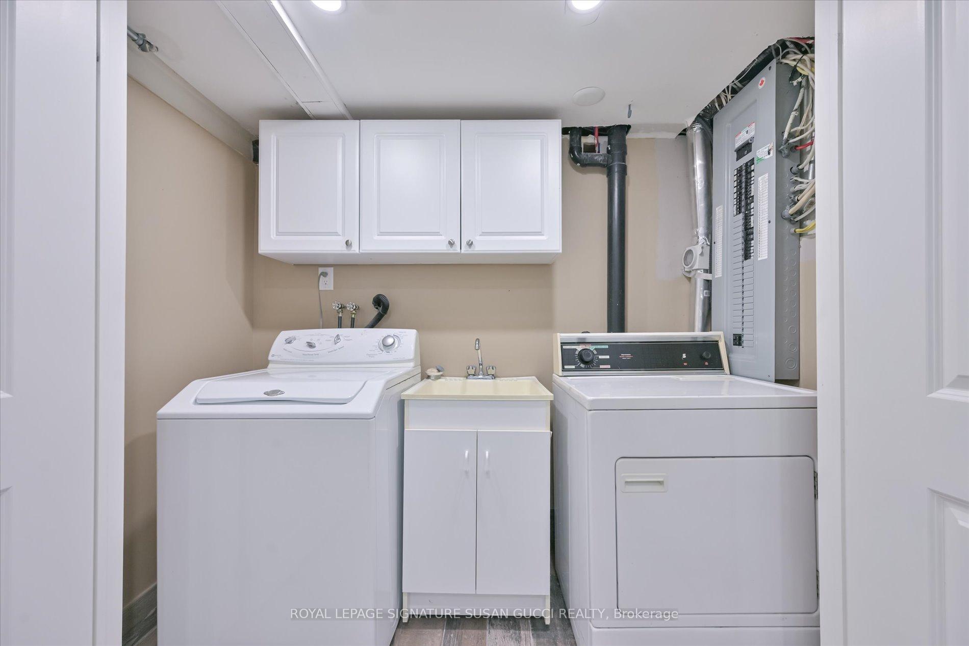Photo 25 of 3 Athlone Road, Toronto, East York — HOMEH
