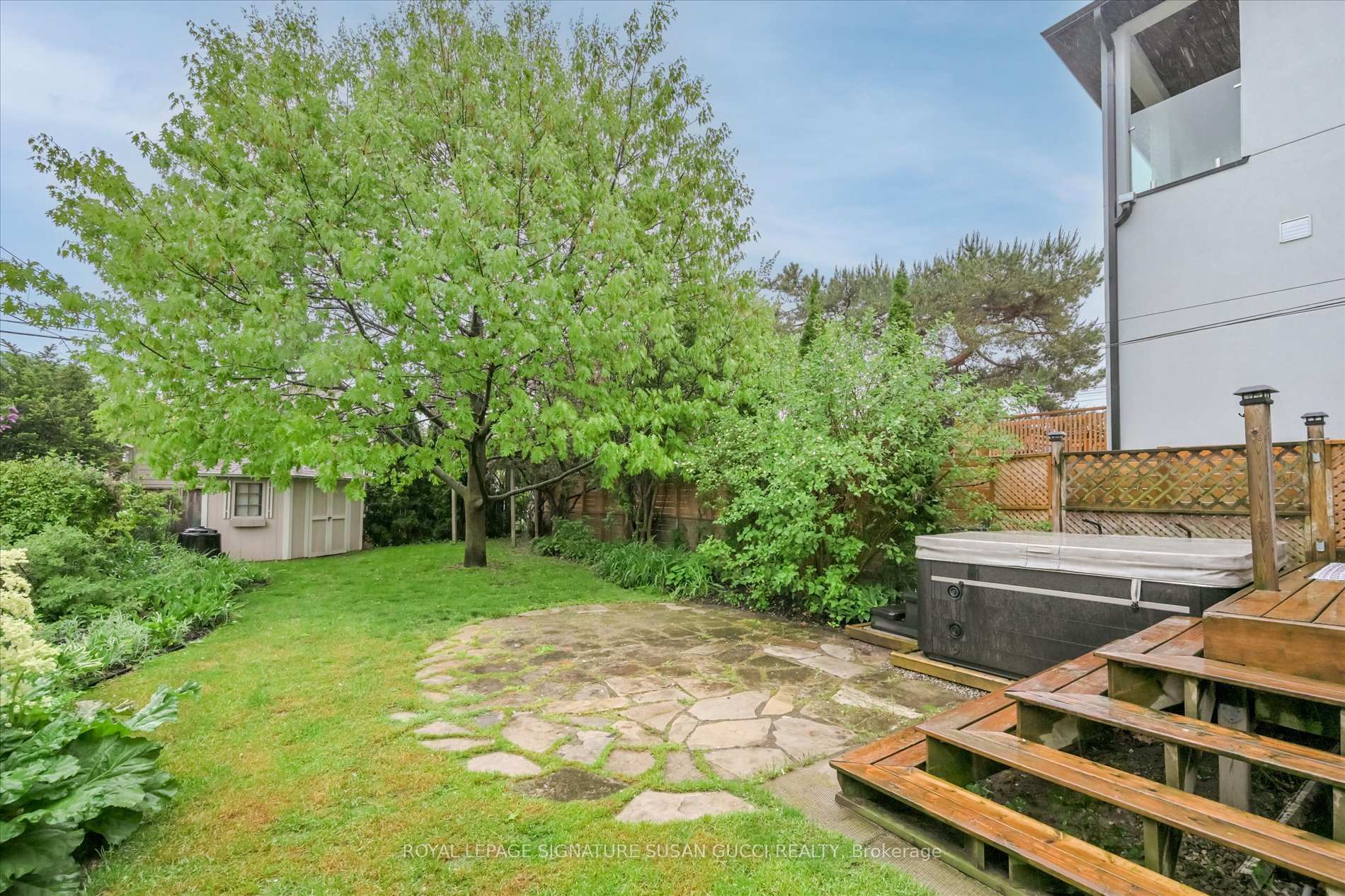 Photo 24 of 3 Athlone Road, Toronto, East York — HOMEH