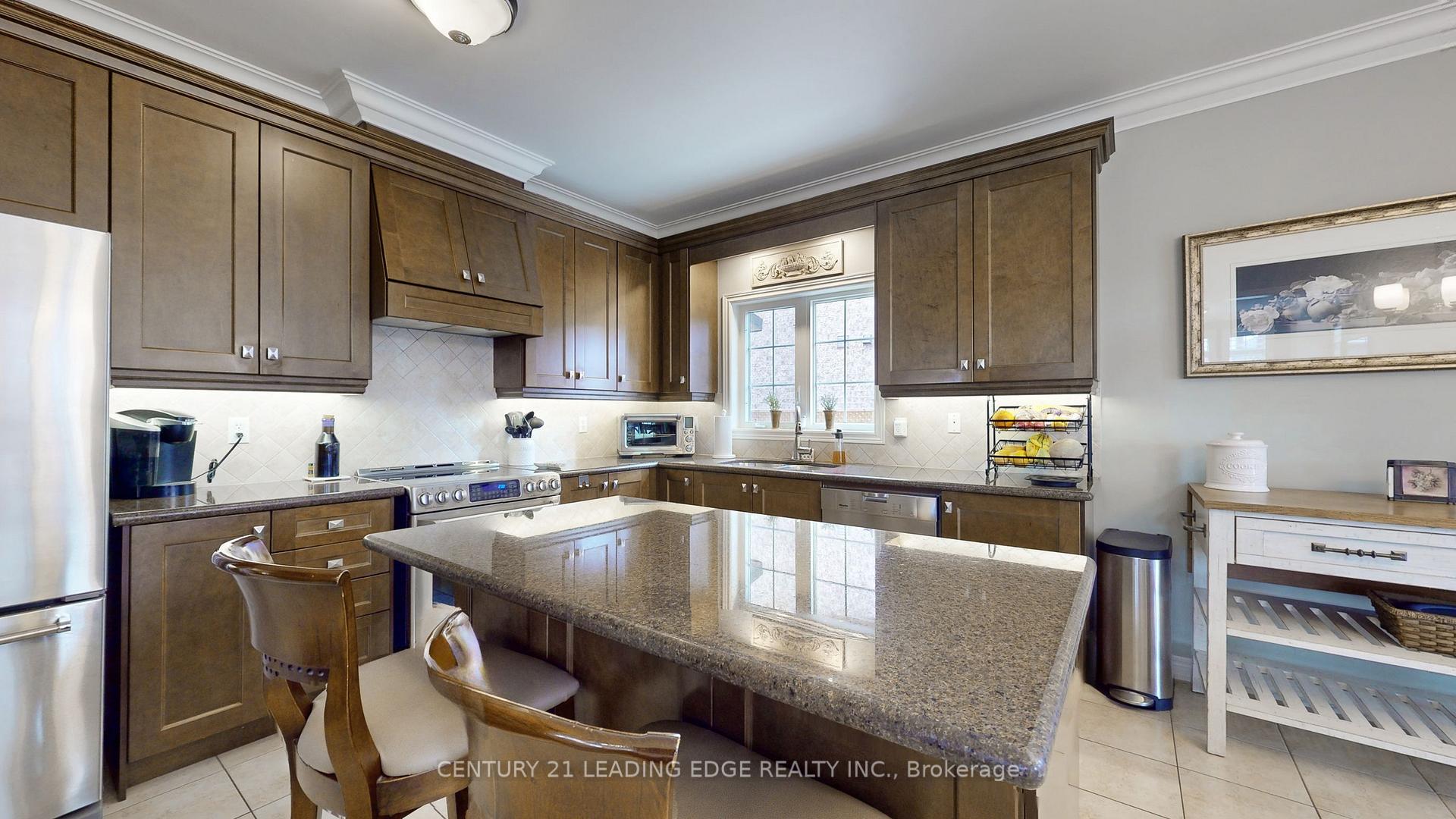 Photo 5 of 165 Mavrinac Boulevard, Aurora, Bayview Northeast — HOMEH