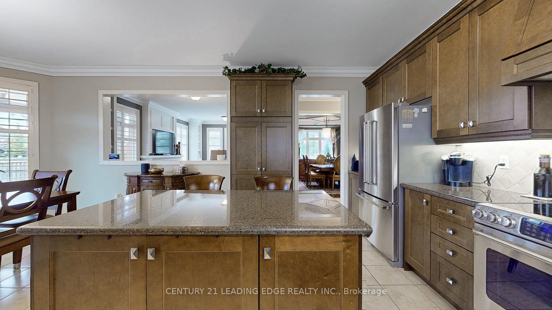 Photo 4 of 165 Mavrinac Boulevard, Aurora, Bayview Northeast — HOMEH