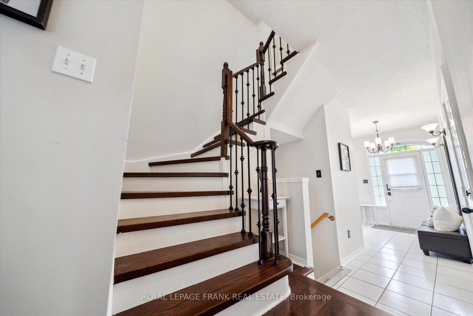 Photo 15 of 16 Stokely Crescent, Whitby, Downtown Whitby — HOMEH