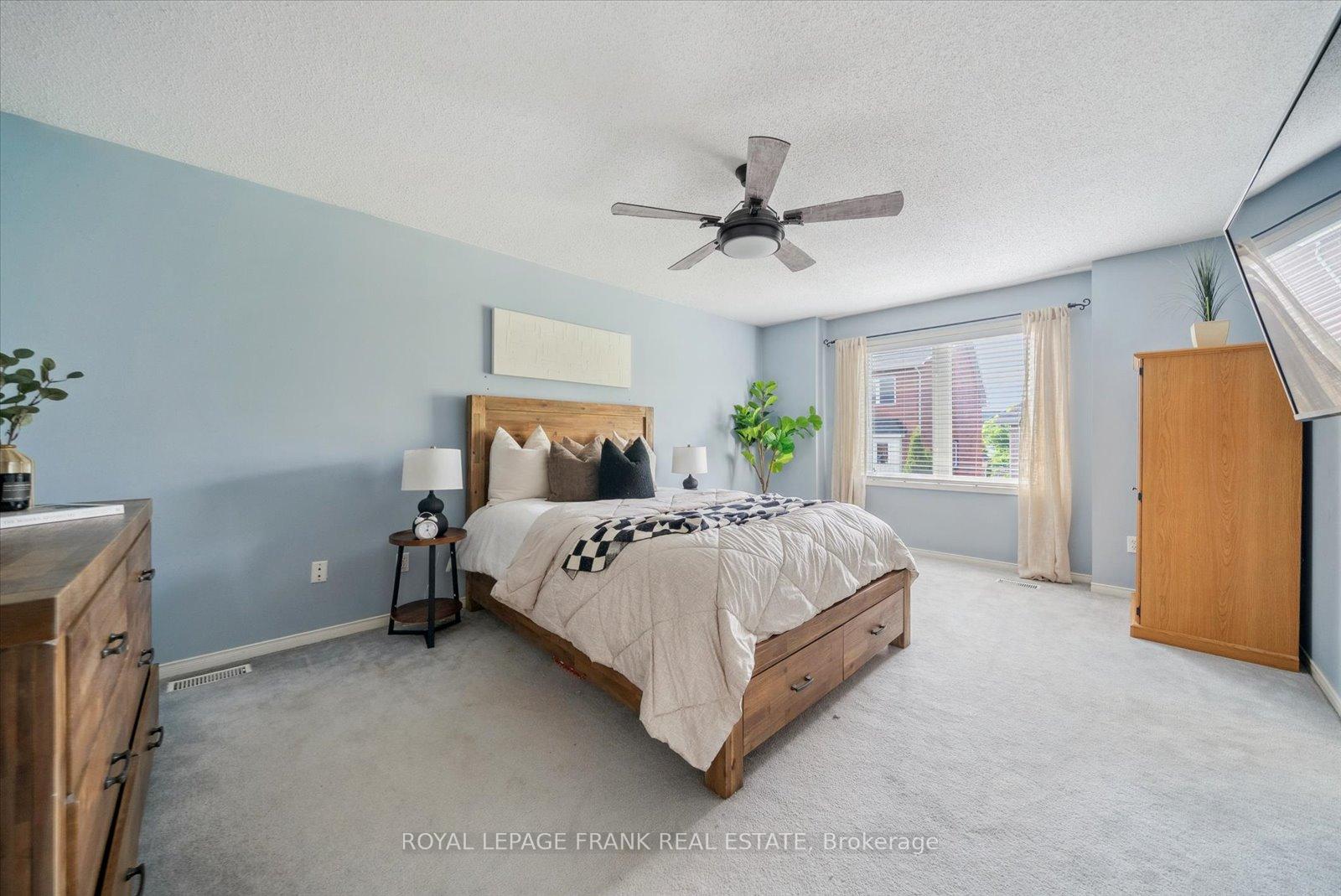 Photo 9 of 16 Stokely Crescent, Whitby, Downtown Whitby — HOMEH