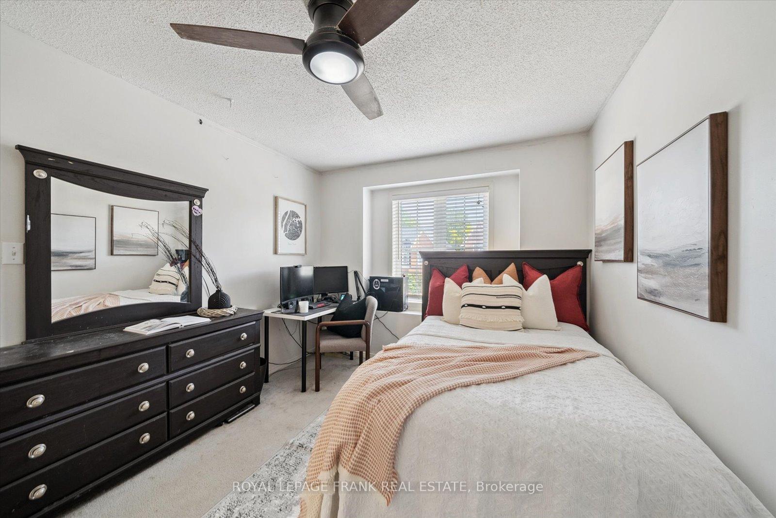 Photo 12 of 16 Stokely Crescent, Whitby, Downtown Whitby — HOMEH