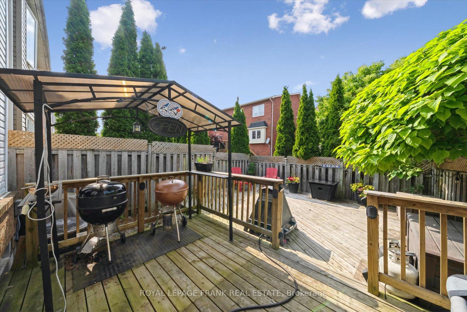 Photo 19 of 16 Stokely Crescent, Whitby, Downtown Whitby — HOMEH