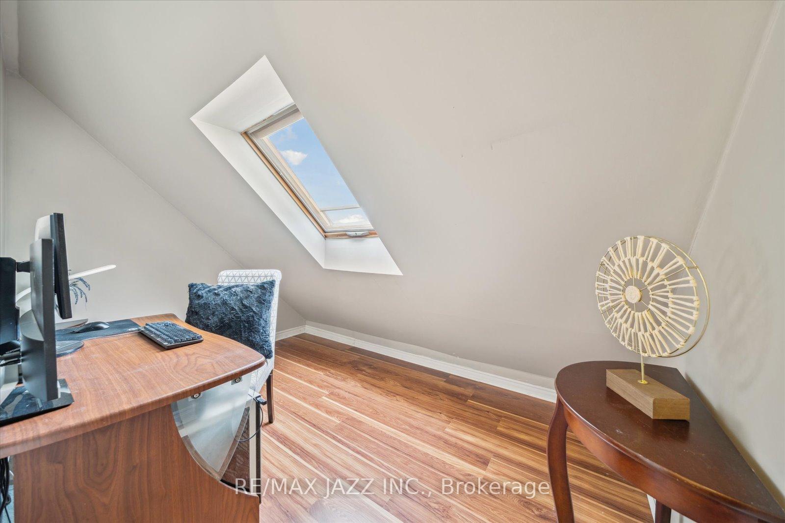 Photo 27 of 63 Pinedale Crescent, Clarington, Courtice — HOMEH