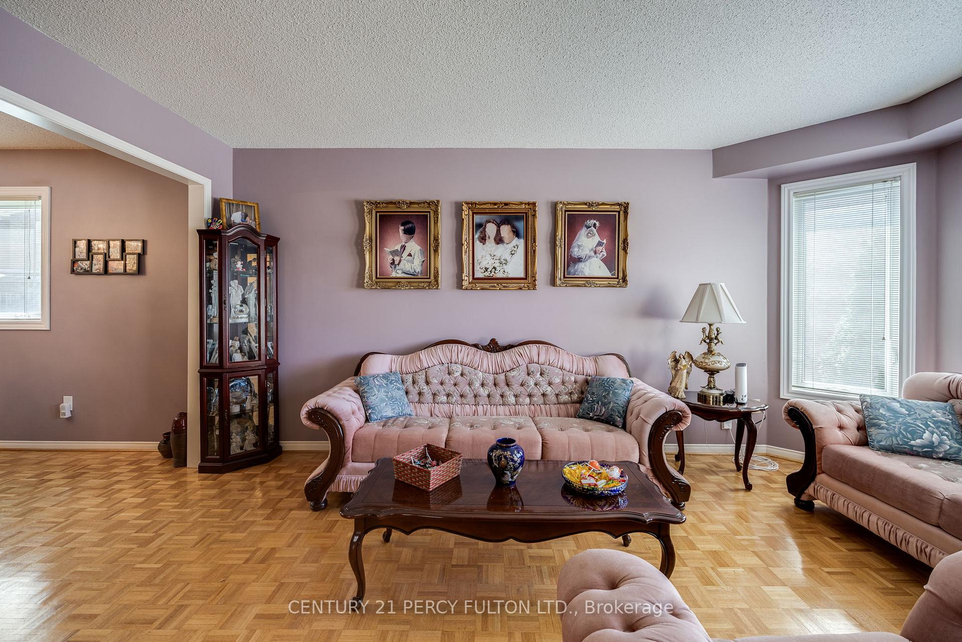 Photo 15 of 249 Mossbrook Square, Pickering, Highbush — HOMEH