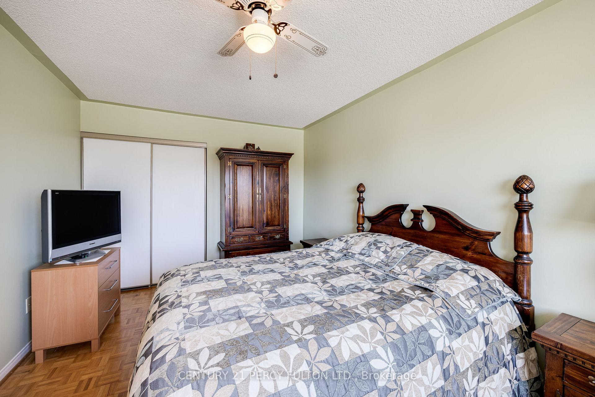 Photo 31 of 249 Mossbrook Square, Pickering, Highbush — HOMEH