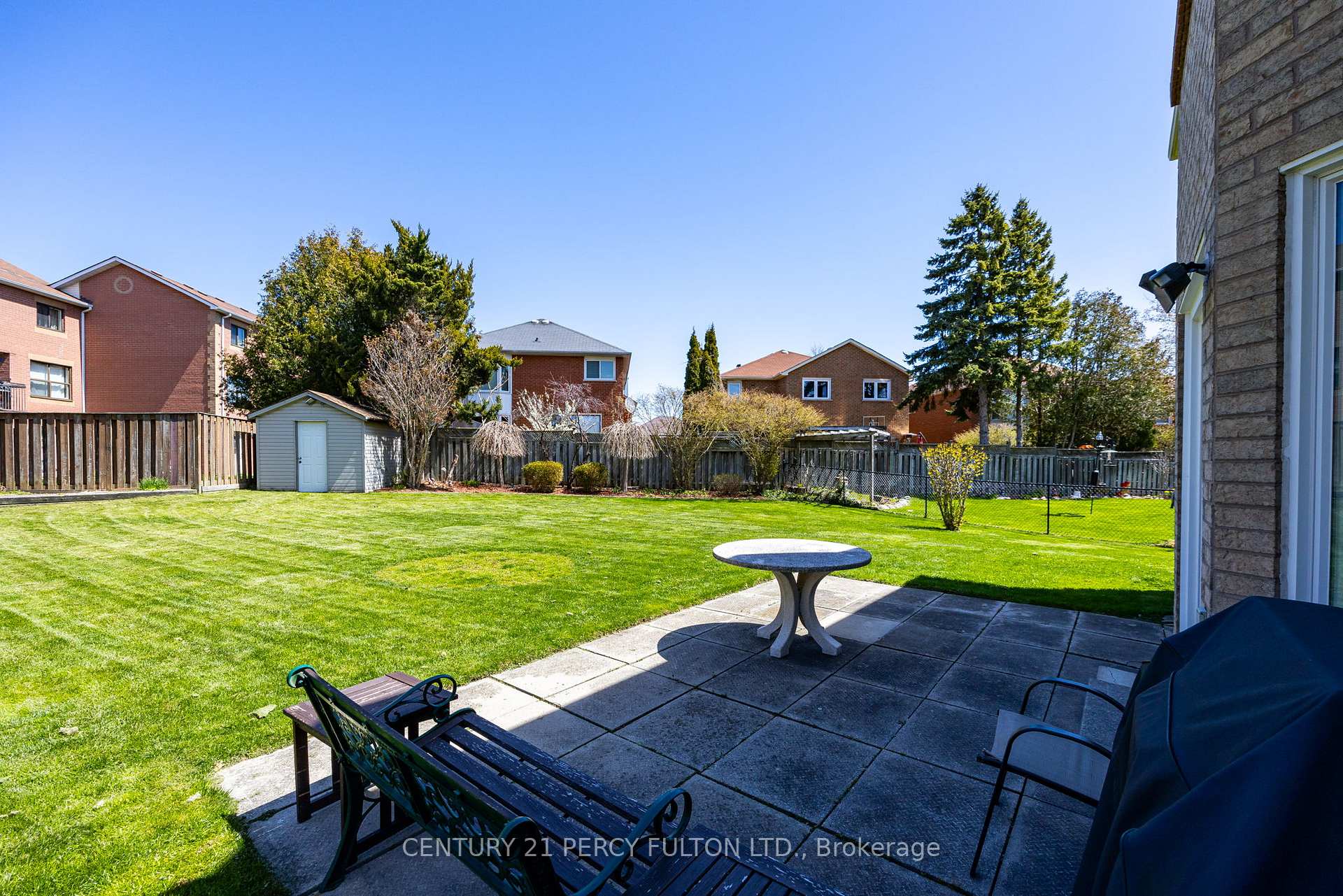 Photo 39 of 249 Mossbrook Square, Pickering, Highbush — HOMEH