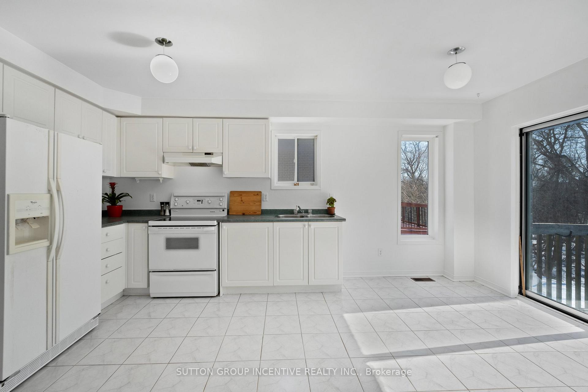 Photo 5 of 1235 Forest Street, Innisfil, Alcona — HOMEH