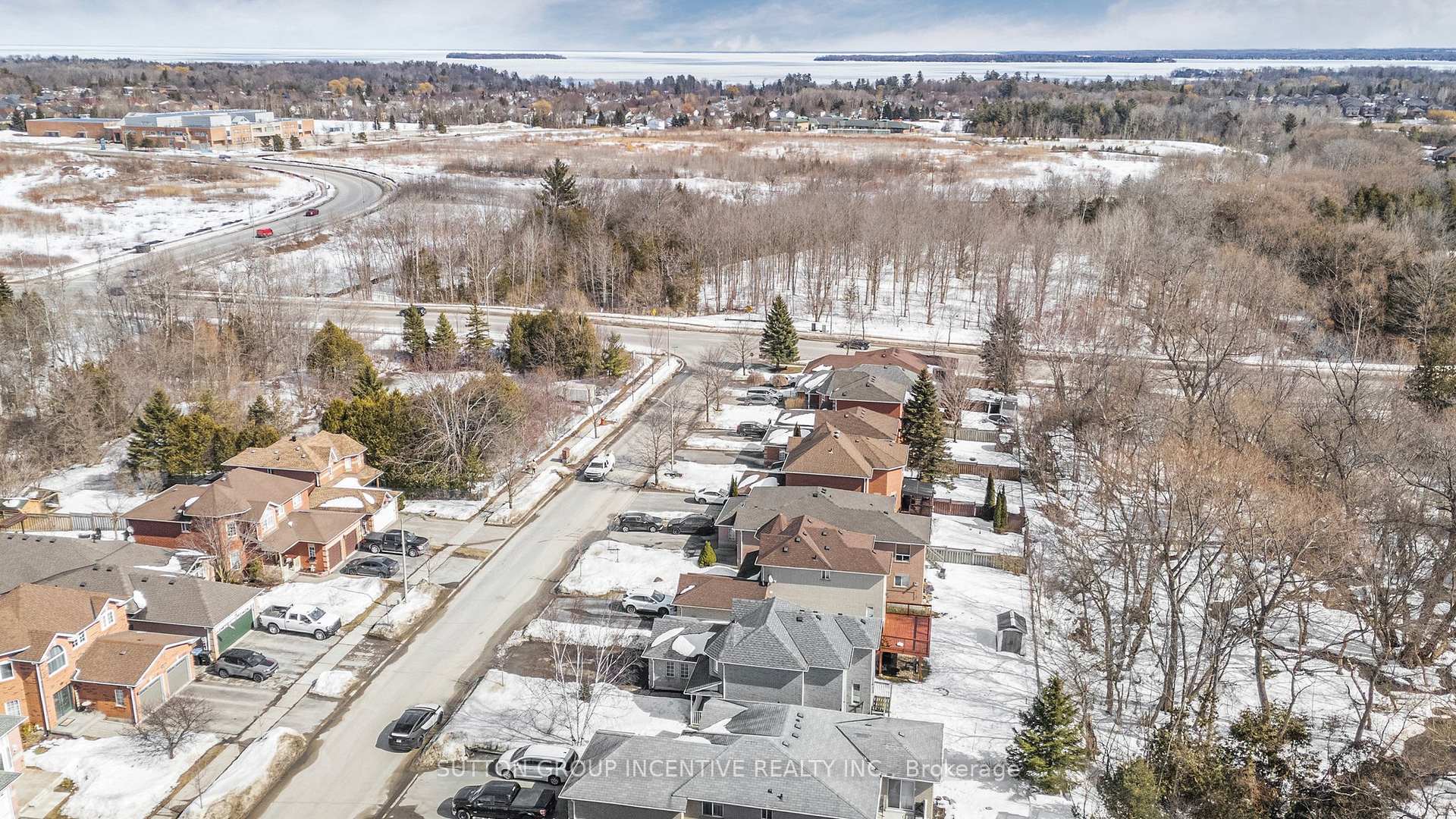 Photo 25 of 1235 Forest Street, Innisfil, Alcona — HOMEH