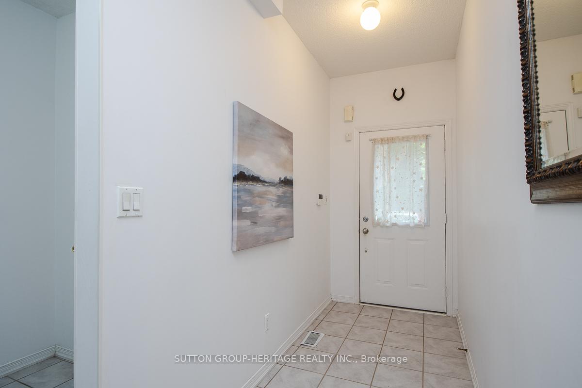 Photo 5 of 26 Filmic Lane, Toronto, South Riverdale — HOMEH