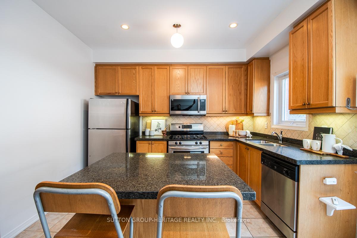 Photo 33 of 26 Filmic Lane, Toronto, South Riverdale — HOMEH