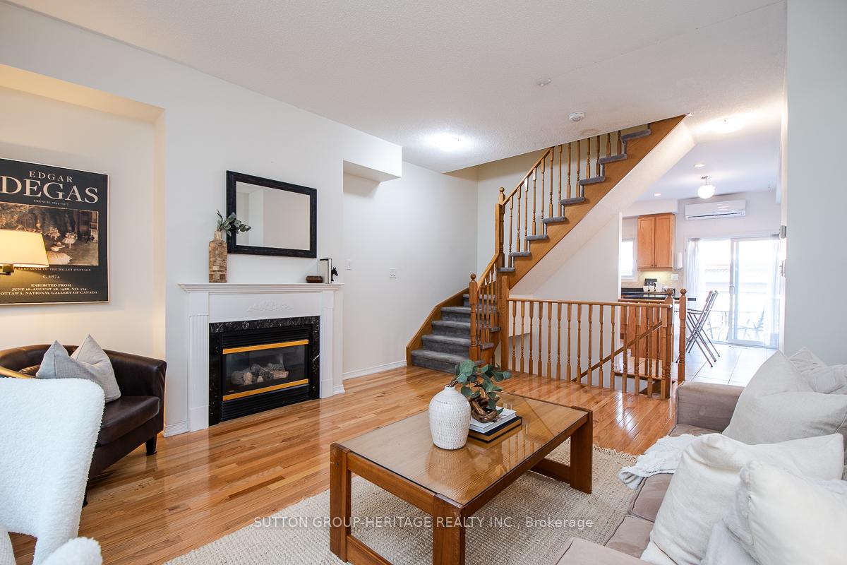 Photo 23 of 26 Filmic Lane, Toronto, South Riverdale — HOMEH