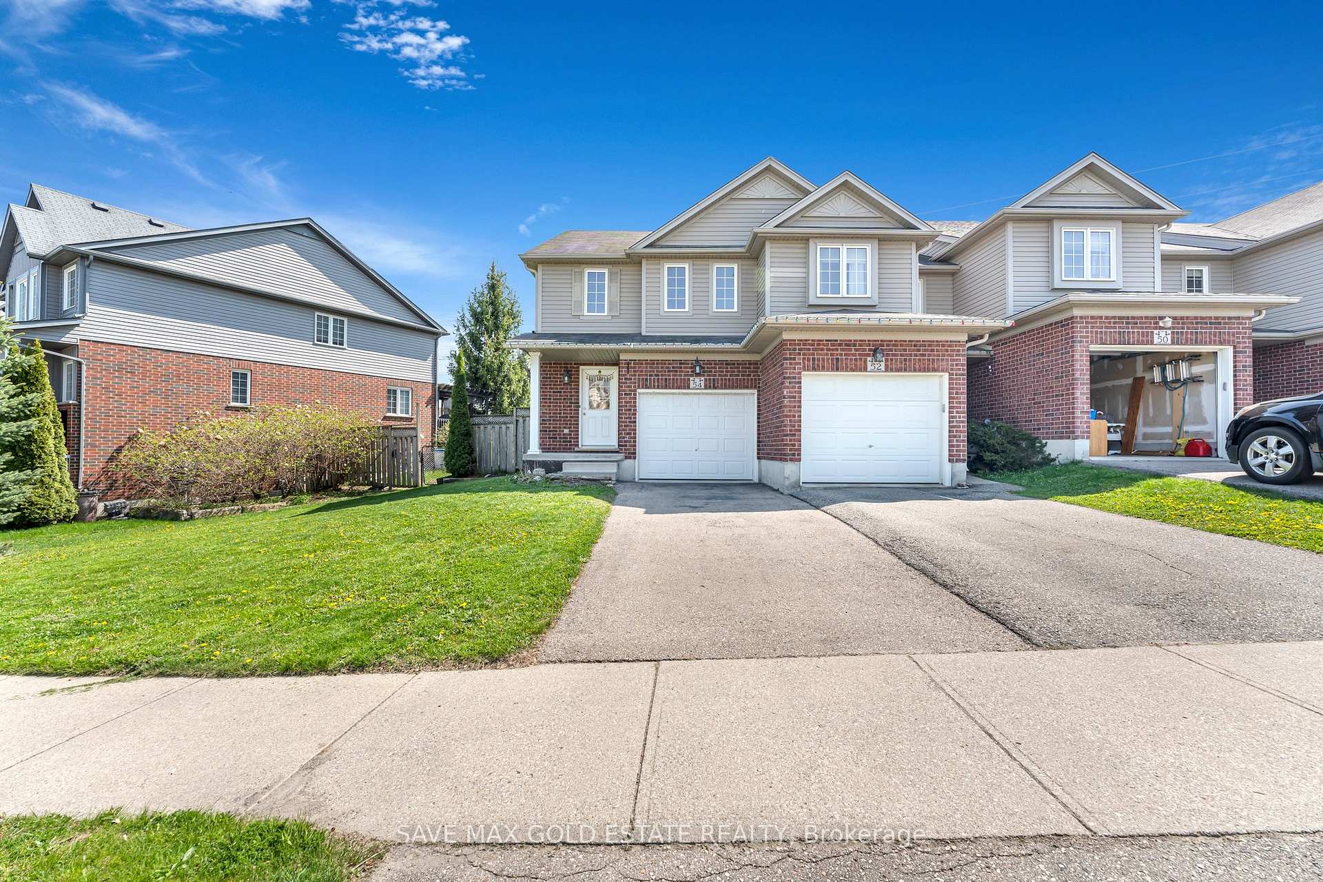 Photo 1 of 54 Featherstone Street, Kitchener — HOMEH