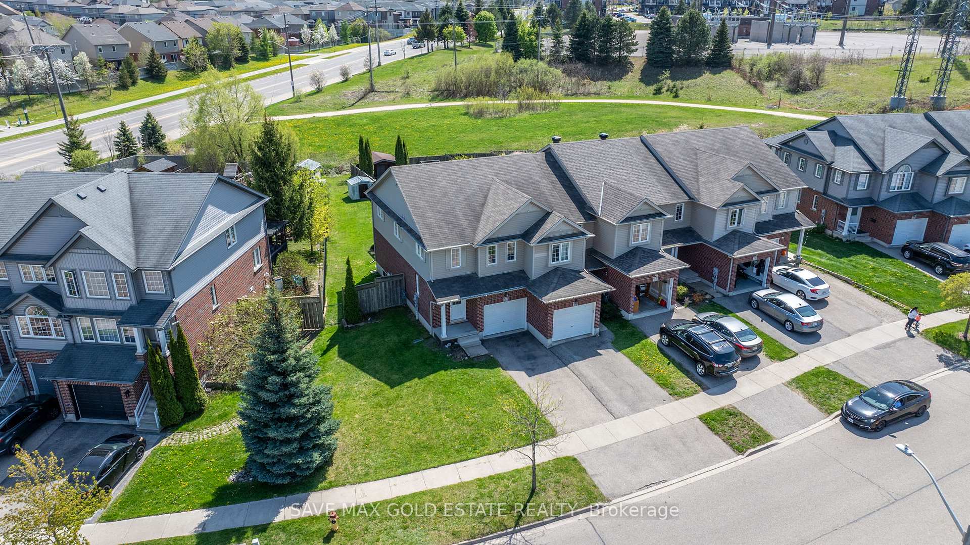 Photo 42 of 54 Featherstone Street, Kitchener — HOMEH