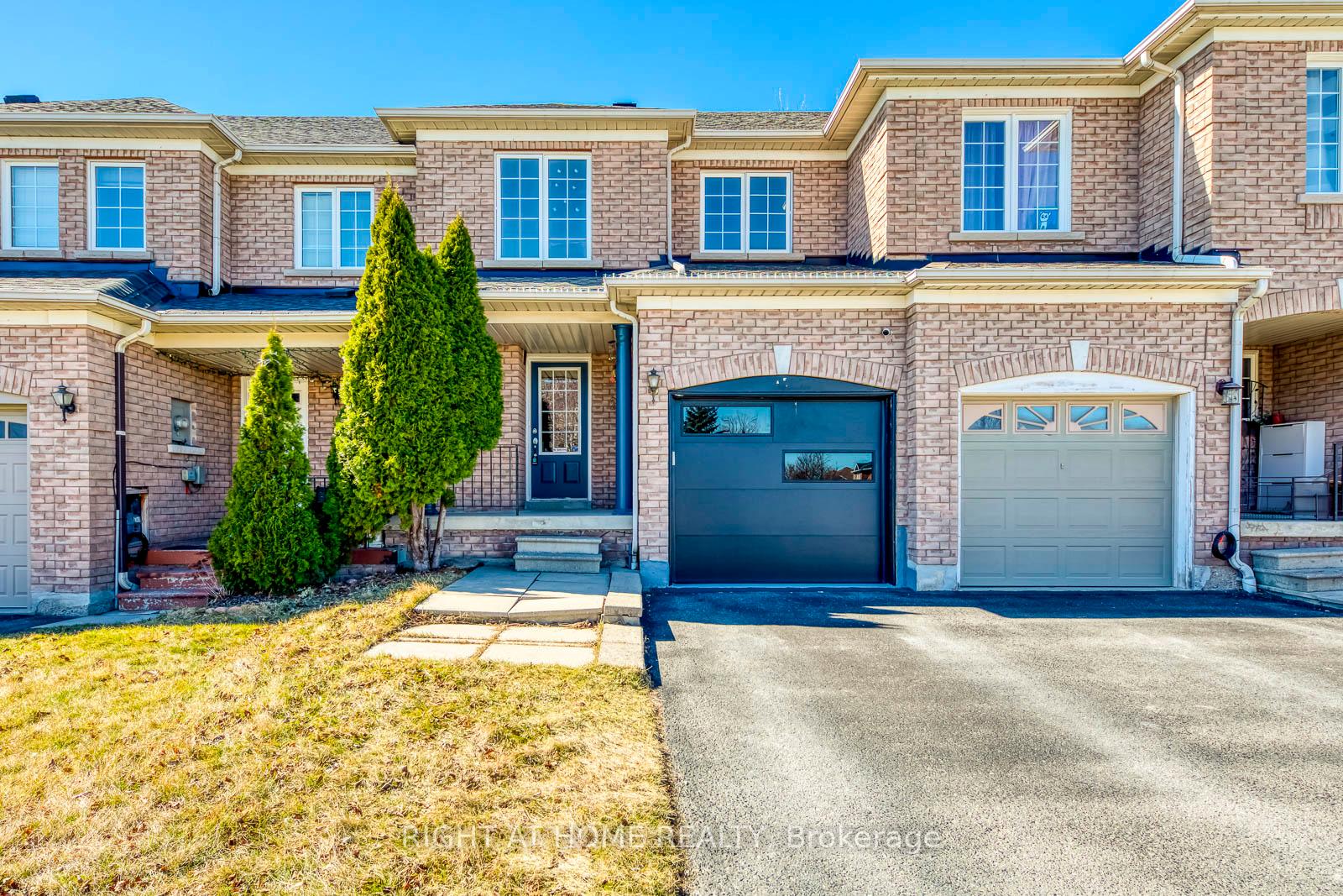 Photo 1 of 26 Oglevie Drive, Whitby, Pringle Creek — HOMEH