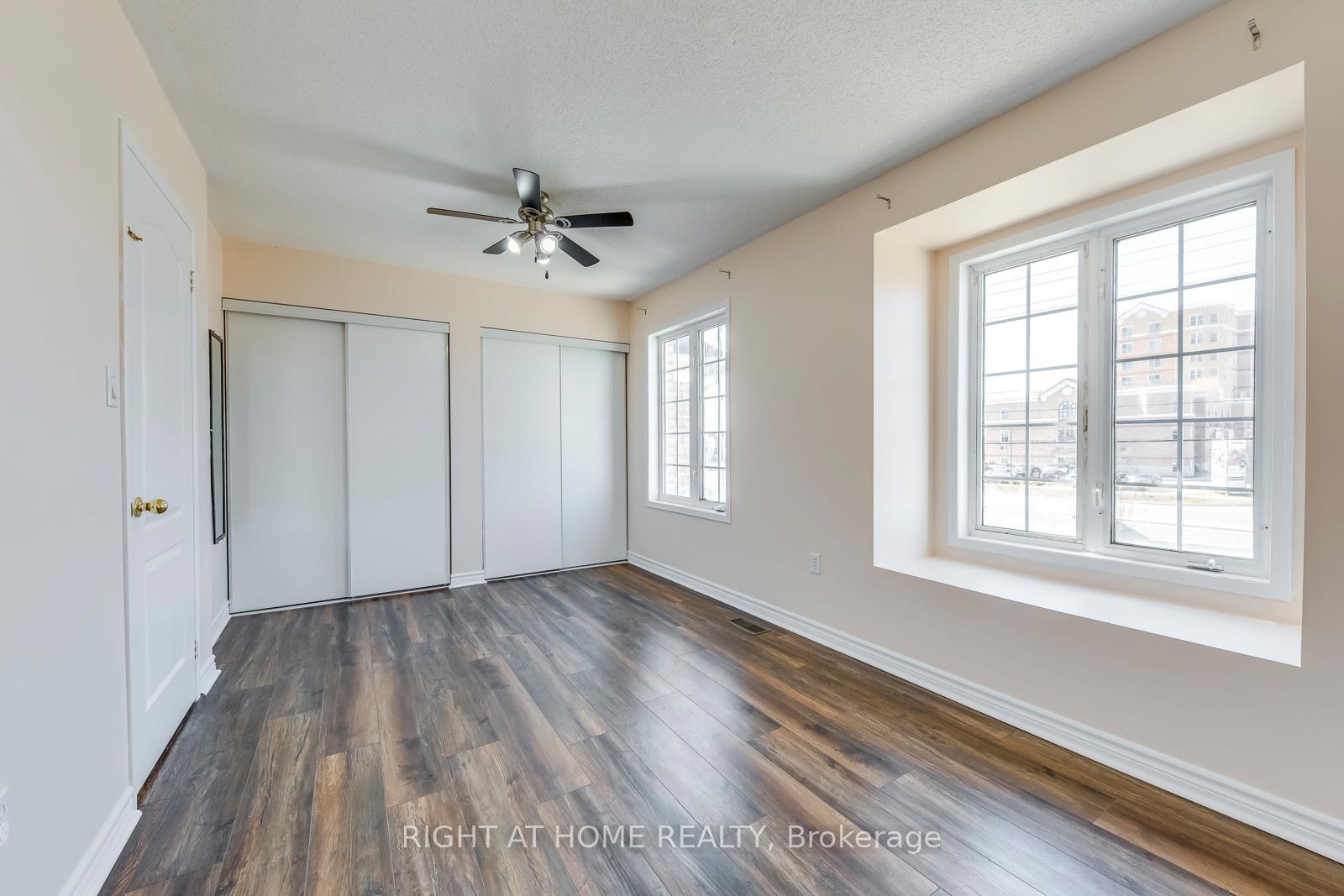 Photo 20 of 26 Oglevie Drive, Whitby, Pringle Creek — HOMEH