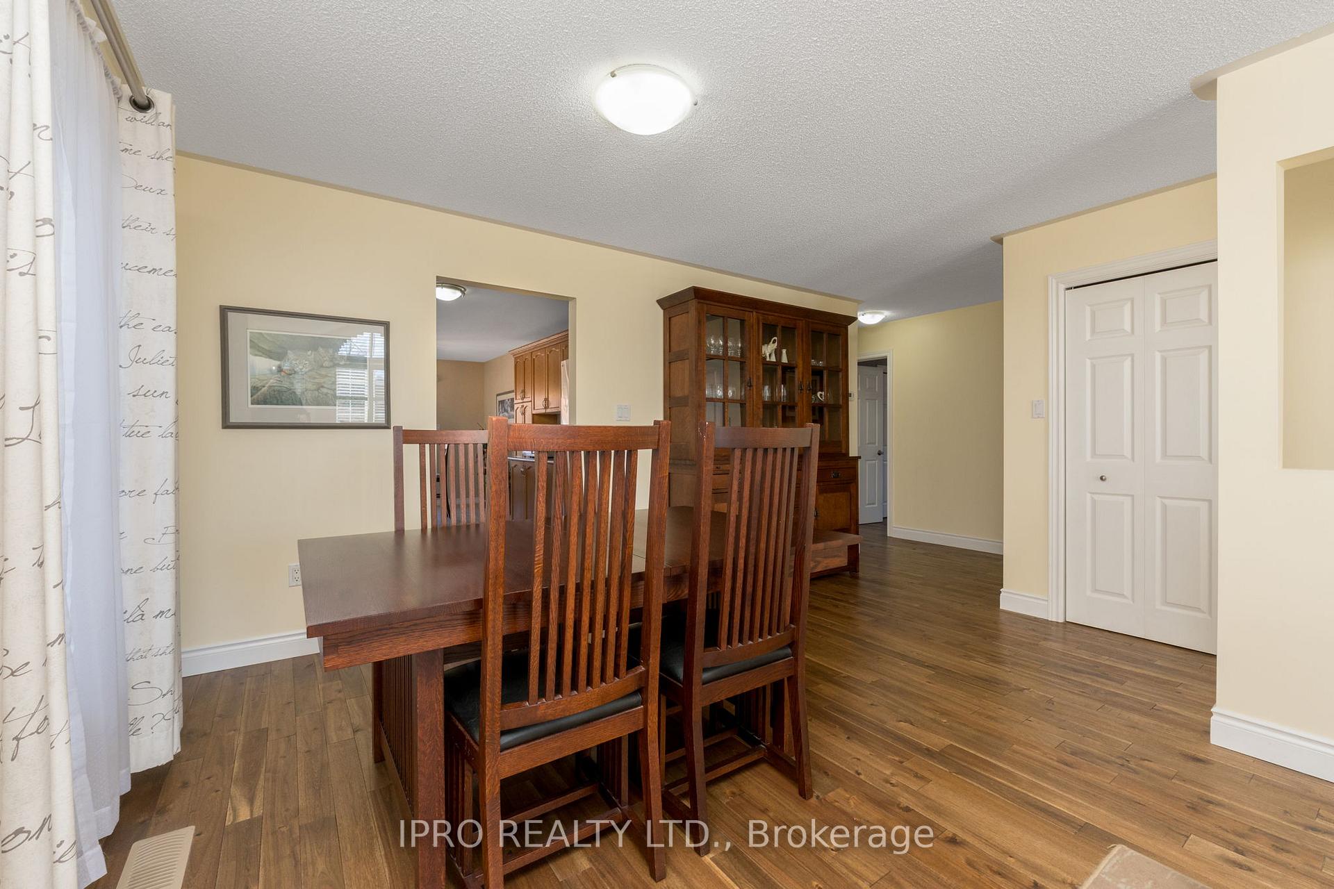 Photo 10 of 308 Longbow Street, Shelburne — HOMEH