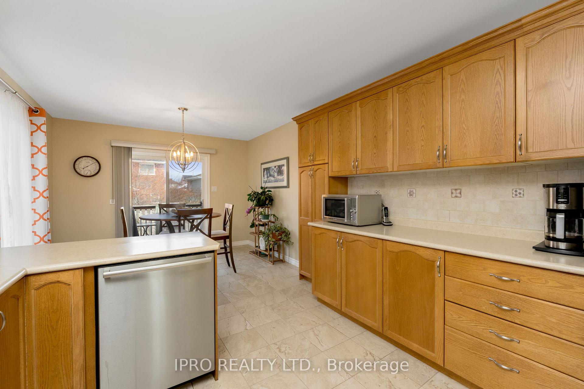 Photo 18 of 308 Longbow Street, Shelburne — HOMEH