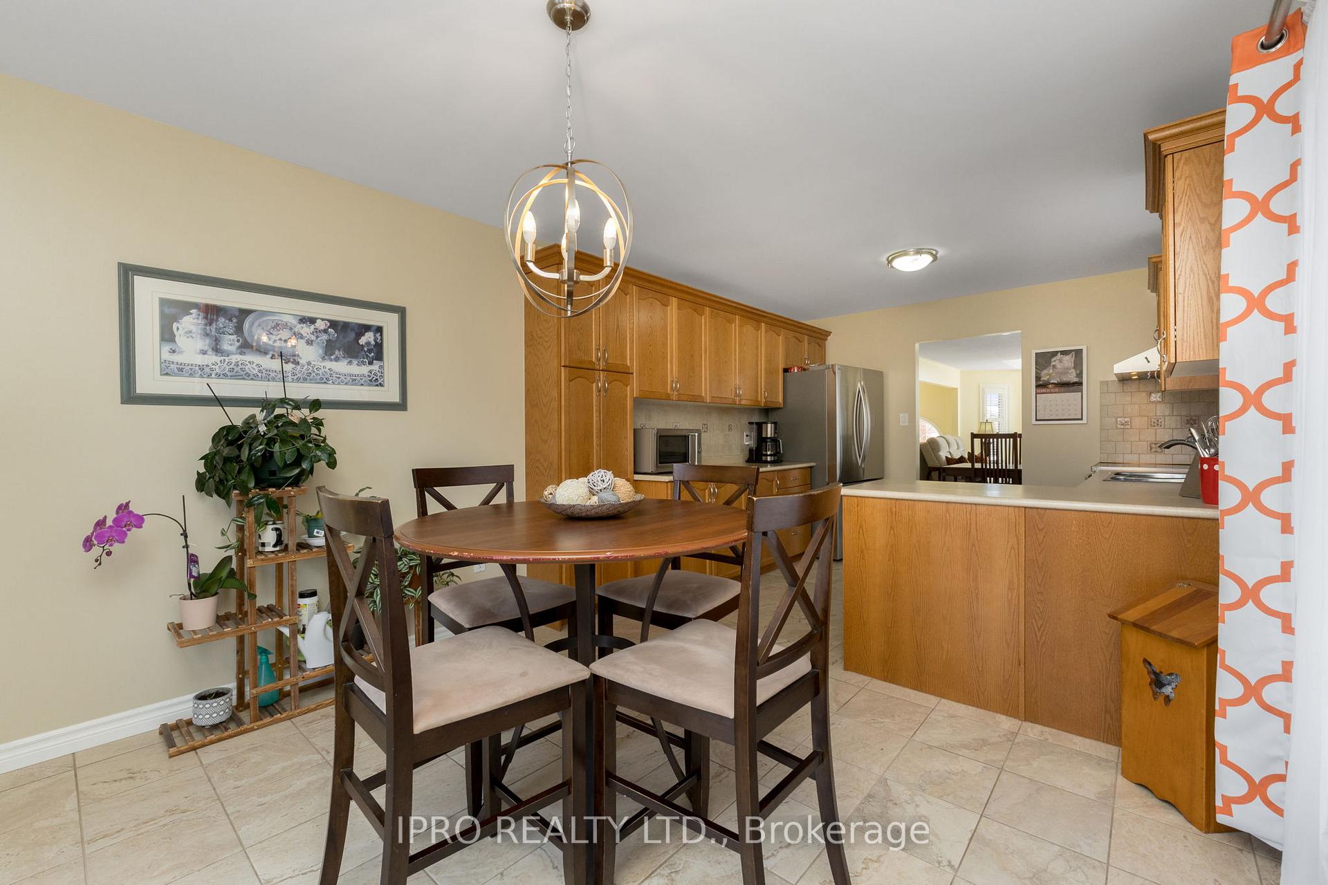 Photo 22 of 308 Longbow Street, Shelburne — HOMEH