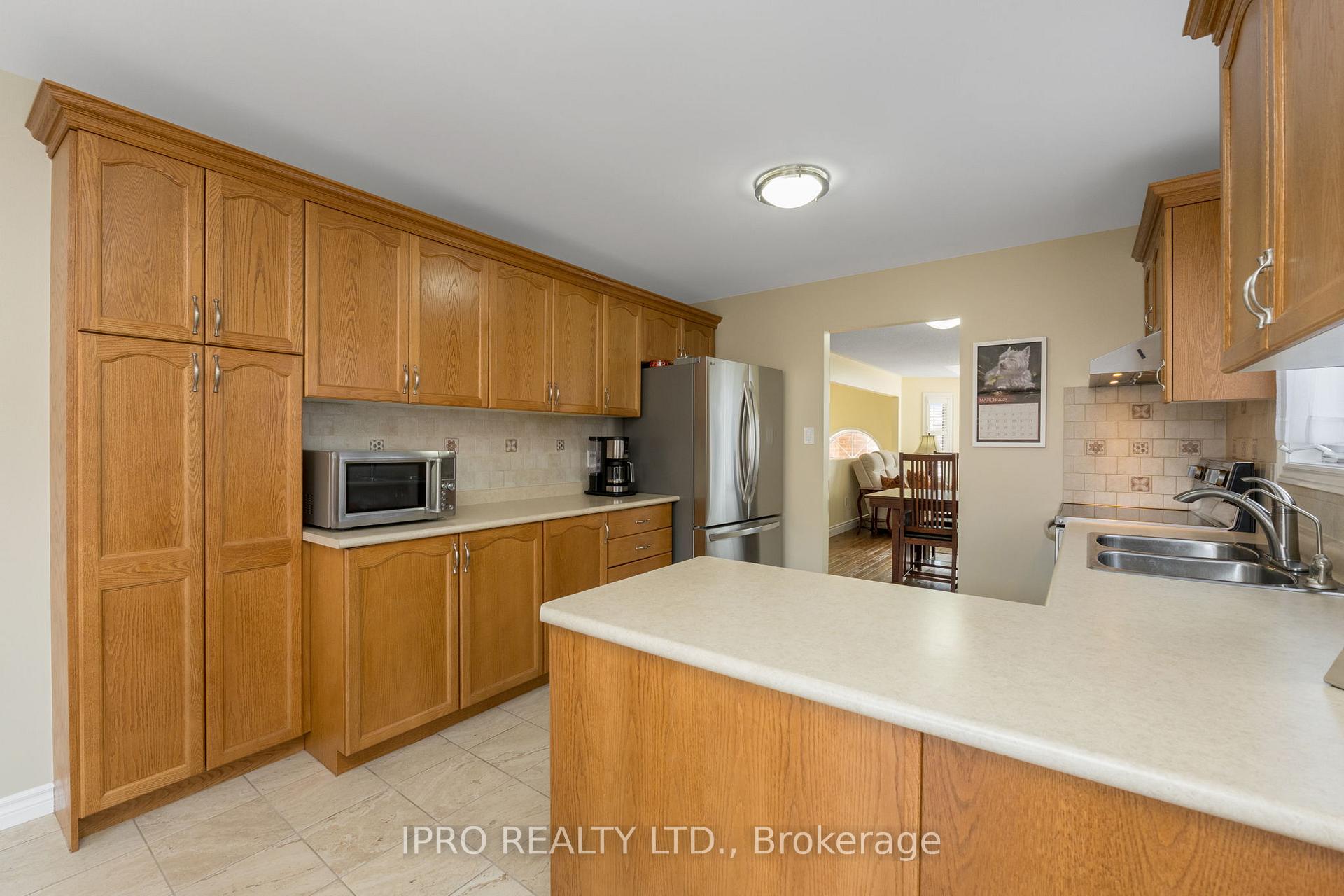 Photo 20 of 308 Longbow Street, Shelburne — HOMEH