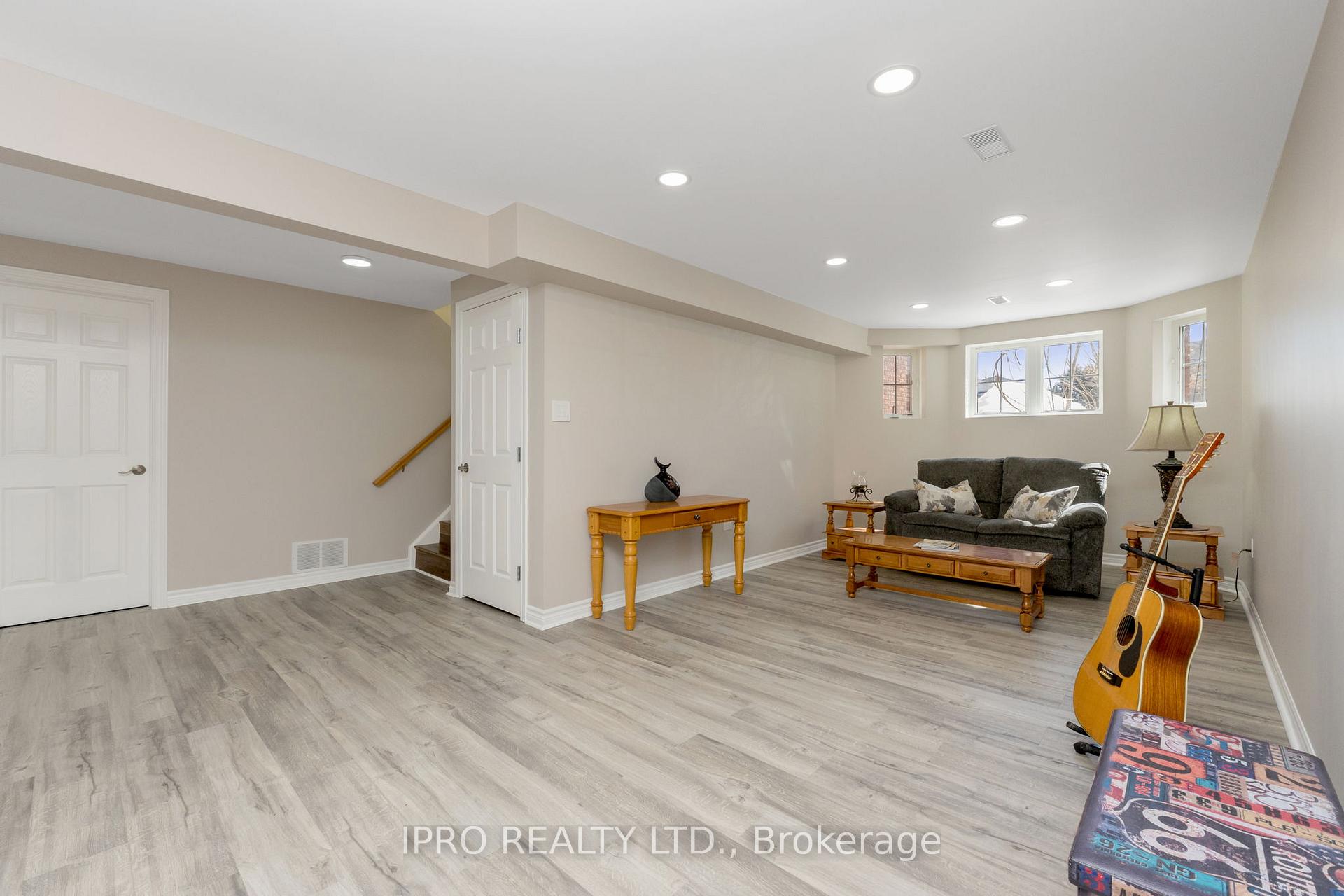 Photo 37 of 308 Longbow Street, Shelburne — HOMEH