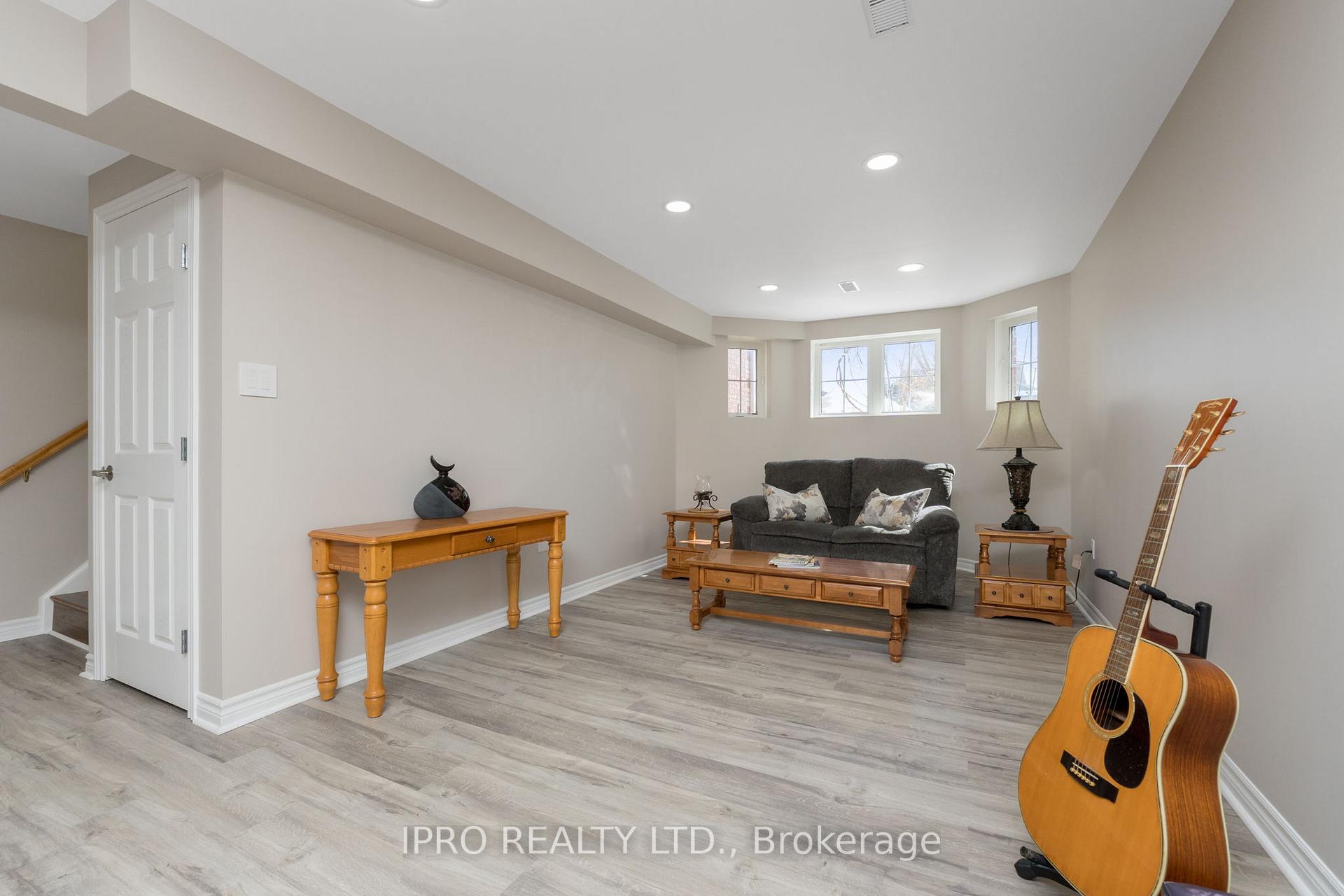 Photo 27 of 308 Longbow Street, Shelburne — HOMEH