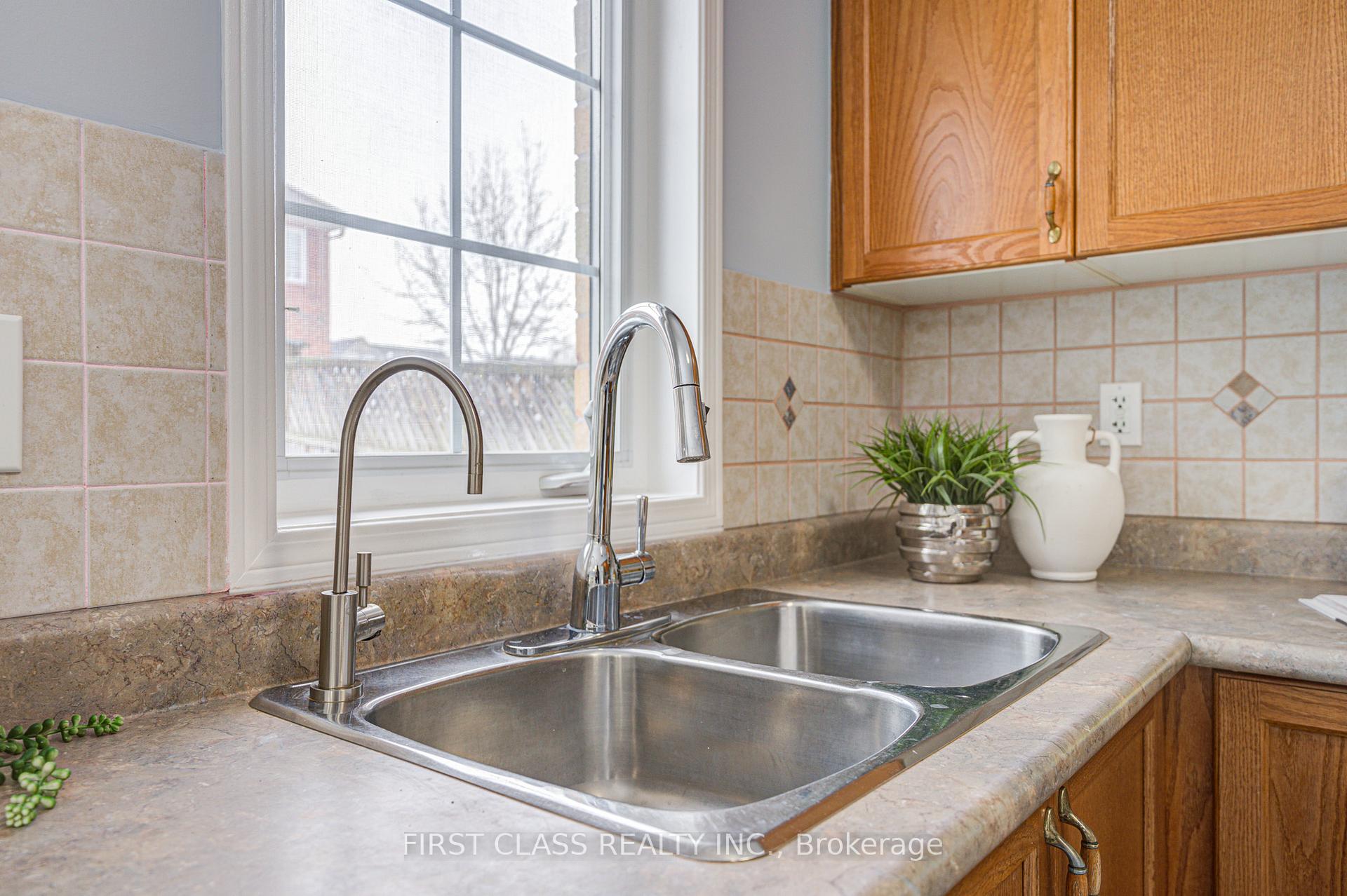 Photo 21 of 86 Stotts Crescent, Markham, Wismer — HOMEH